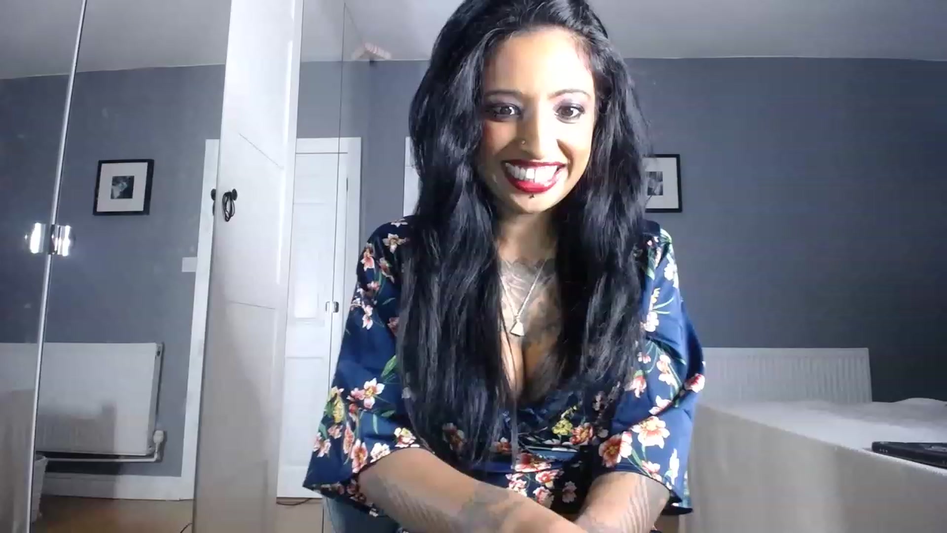 Gallery image thumbnail from BabeXX69XX's myfreecams stream on, 01/25/2023, 17:01 image 4 of 20