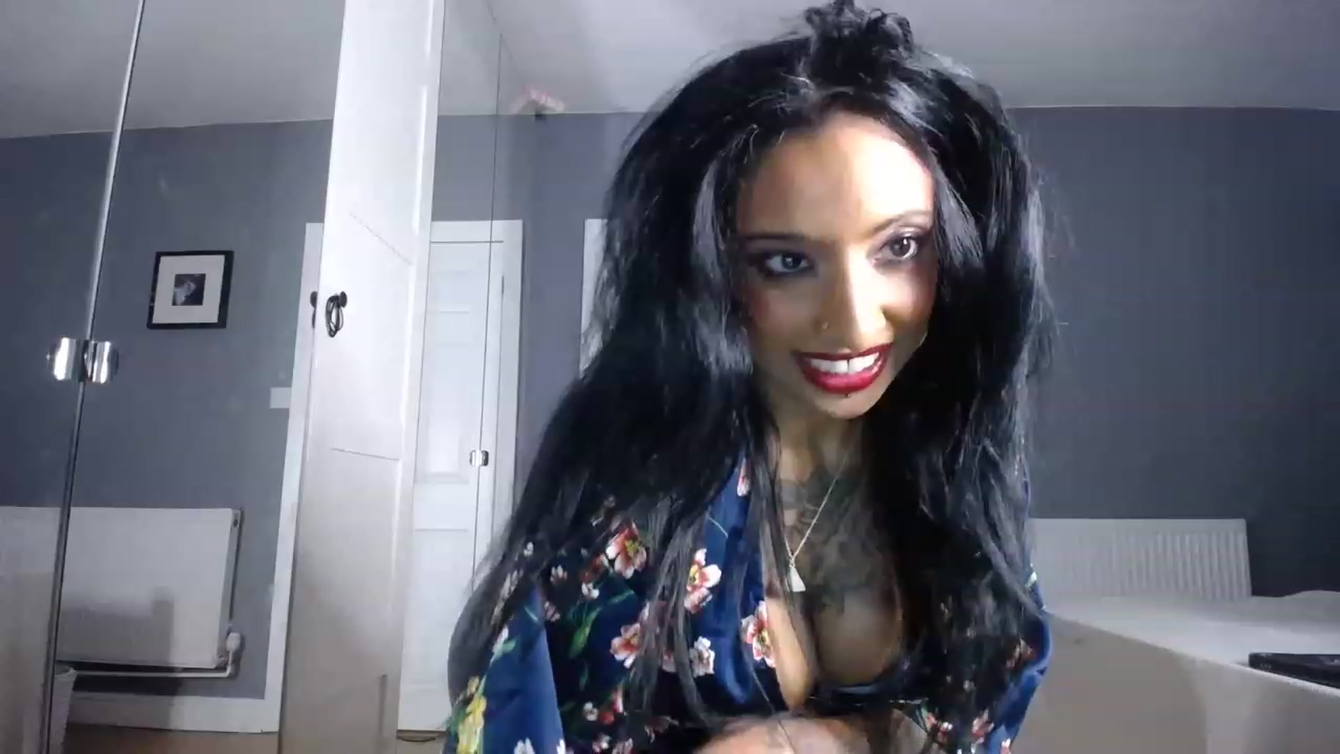 Gallery image thumbnail from BabeXX69XX's myfreecams stream on, 01/25/2023, 17:01 image 9 of 20