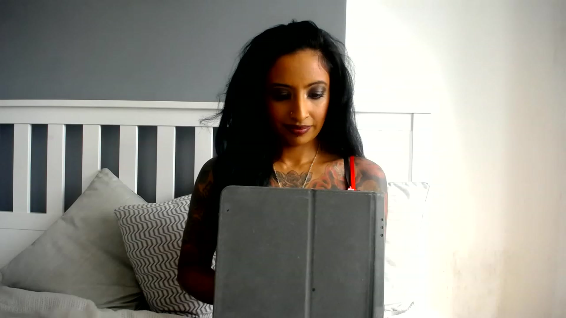 Gallery image thumbnail from BabeXX69XX's myfreecams stream on, 01/28/2023, 10:40 image 3 of 20