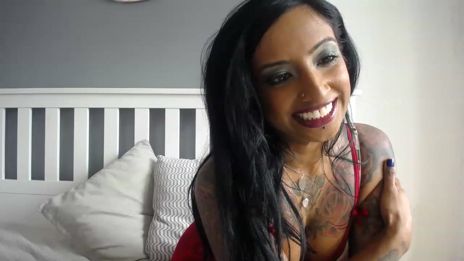 Gallery image thumbnail from BabeXX69XX's myfreecams stream on, 02/26/2023, 11:45 image 12 of 20
