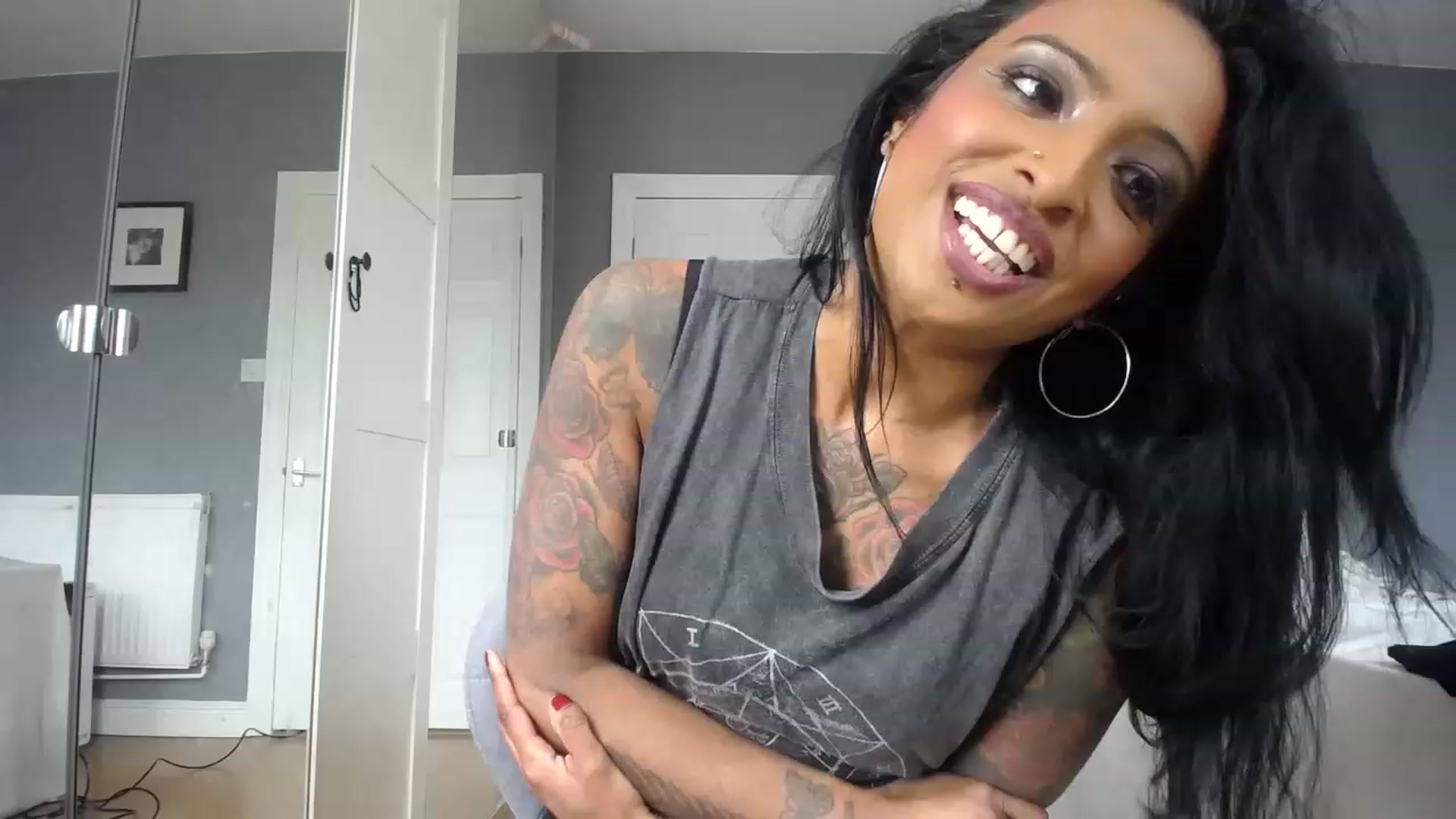 Gallery image thumbnail from BabeXX69XX's myfreecams stream on, 04/05/2023, 11:51 image 1 of 20