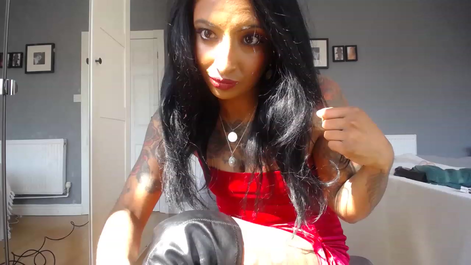 Gallery image thumbnail from BabeXX69XX's myfreecams stream on, 04/17/2023, 10:49 image 9 of 20