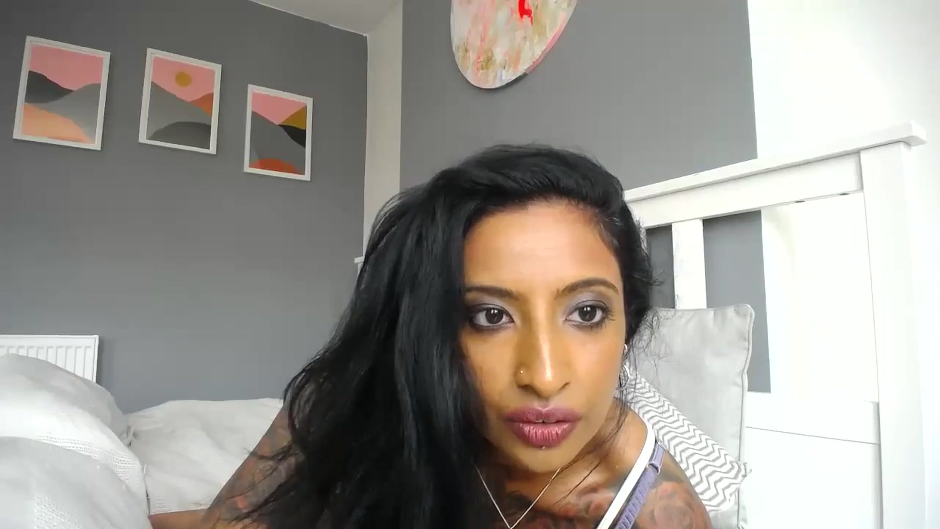 Gallery image thumbnail from BabeXX69XX's myfreecams stream on, 05/25/2024, 12:01 image 17 of 20