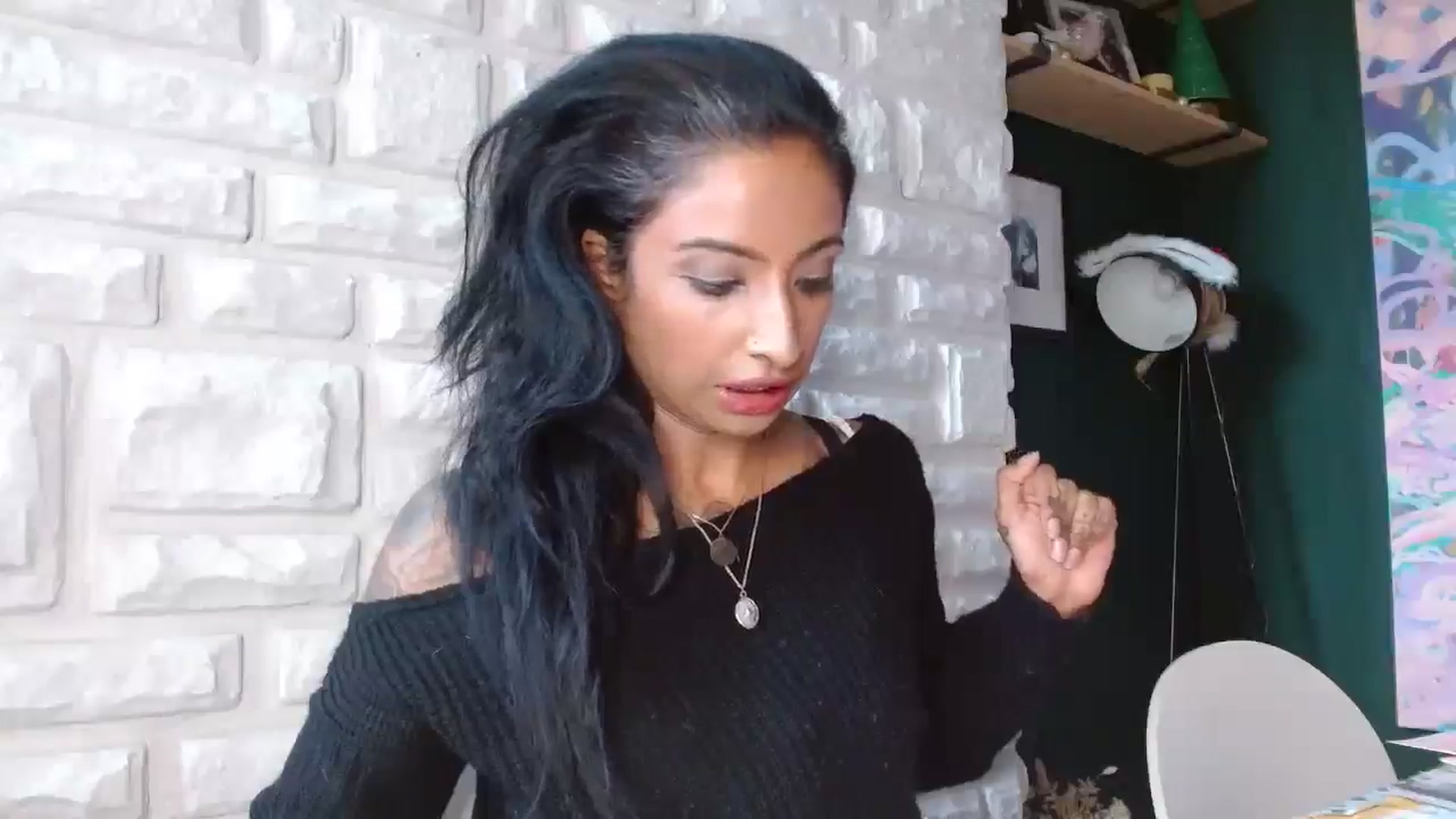 Gallery image thumbnail from BabeXX69XX's myfreecams stream on, 12/29/2025, 11:59 image 16 of 20