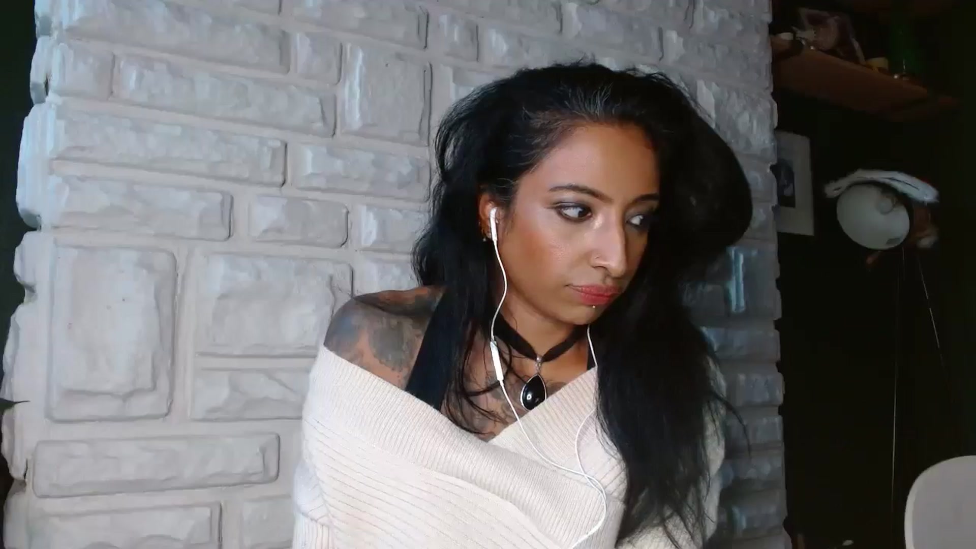 Gallery image thumbnail from BabeXX69XX's myfreecams stream on, 12/31/2025, 17:06 image 6 of 20