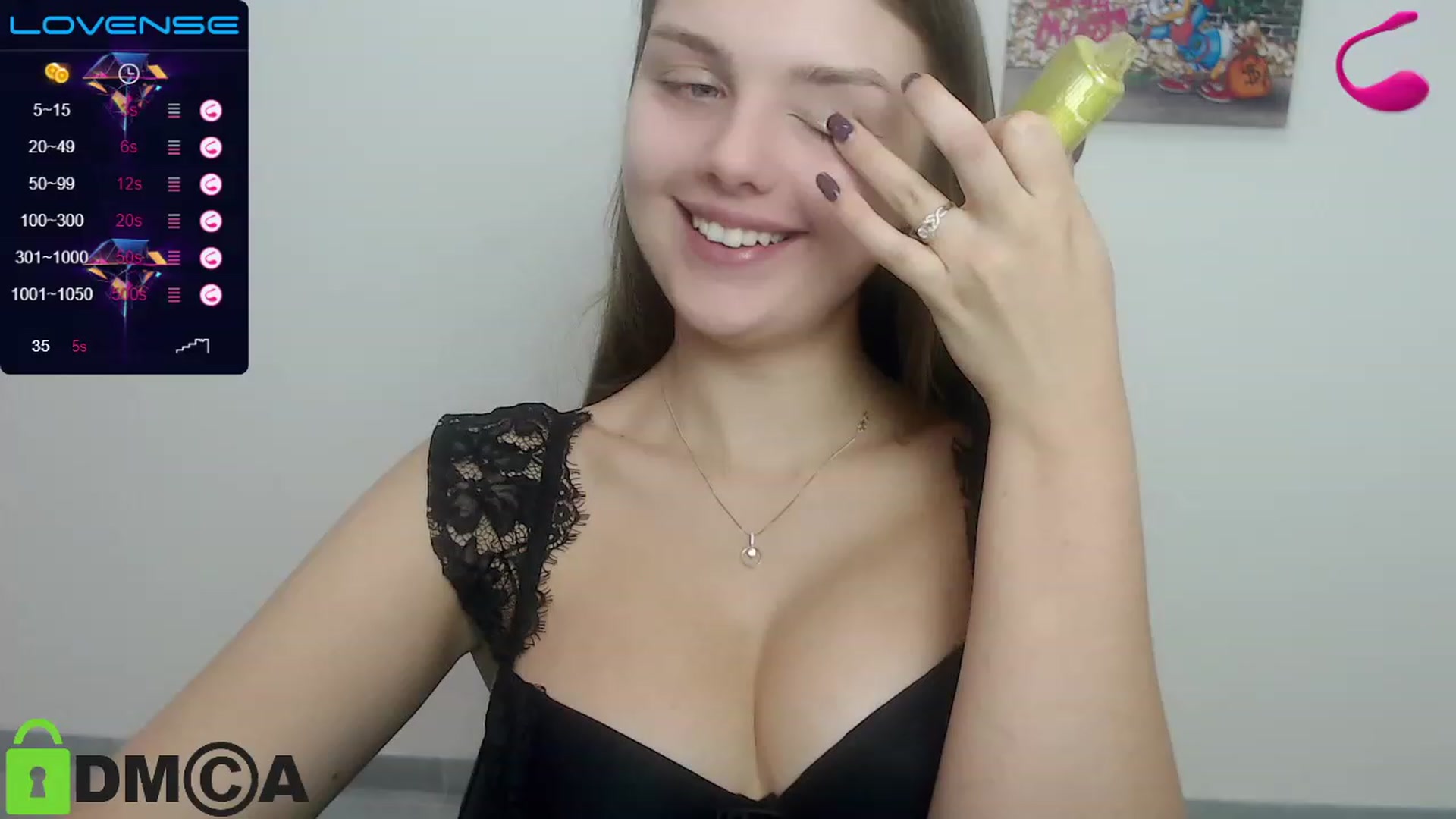 Gallery image thumbnail from Babe_golden's myfreecams stream on, 11/14/2022, 14:28 image 5 of 20