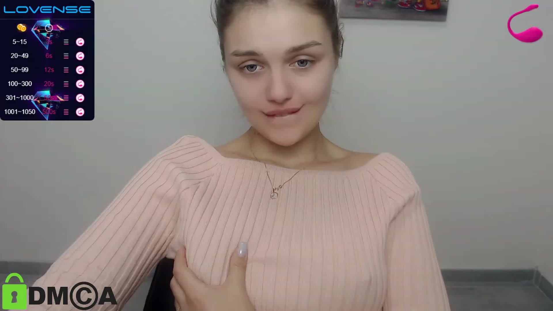 Gallery image thumbnail from Babe_golden's myfreecams stream on, 12/04/2022, 14:59 image 10 of 20