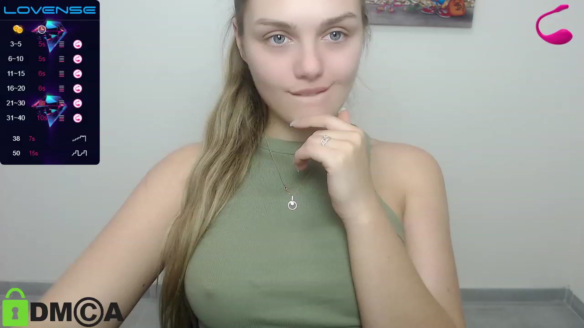 Gallery image thumbnail from Babe_golden's myfreecams stream on, 12/08/2022, 14:12 image 18 of 20