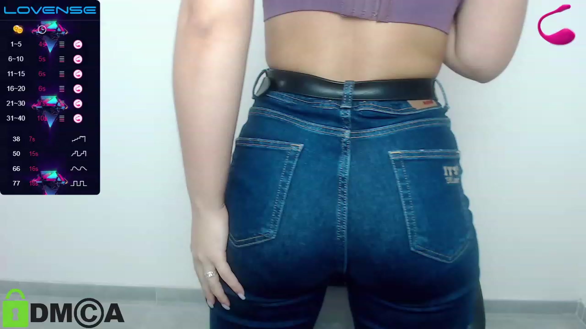 Gallery image thumbnail from Babe_golden's myfreecams stream on, 12/16/2022, 13:07 image 15 of 20
