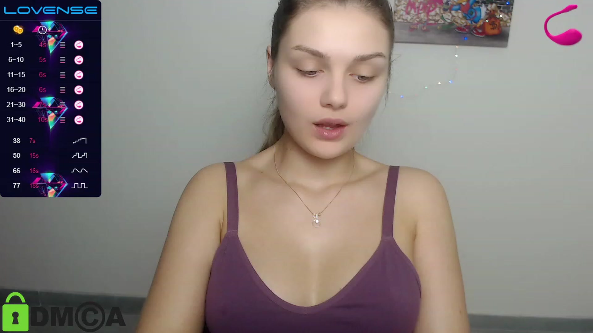 Gallery image thumbnail from Babe_golden's myfreecams stream on, 12/24/2022, 12:15 image 7 of 20