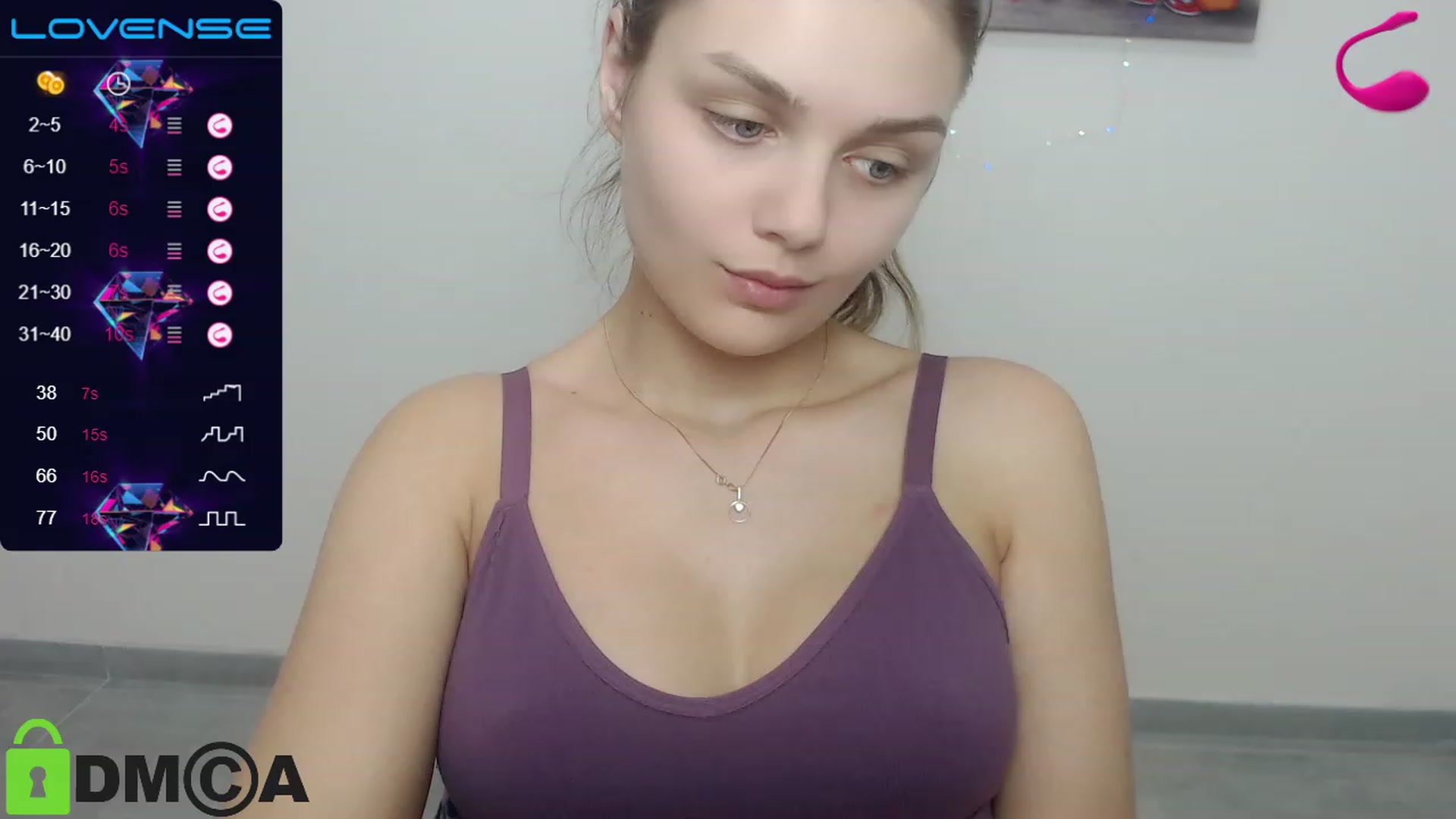 Gallery image thumbnail from Babe_golden's myfreecams stream on, 12/24/2022, 16:52 image 5 of 20