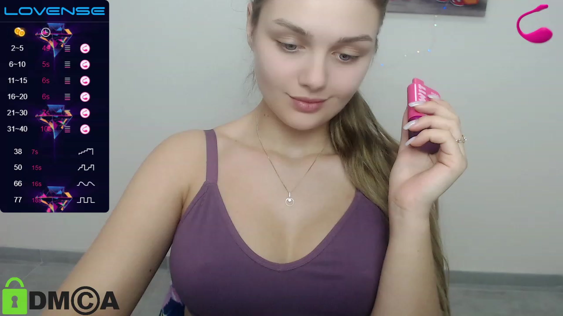 Gallery image thumbnail from Babe_golden's myfreecams stream on, 12/24/2022, 16:52 image 11 of 20