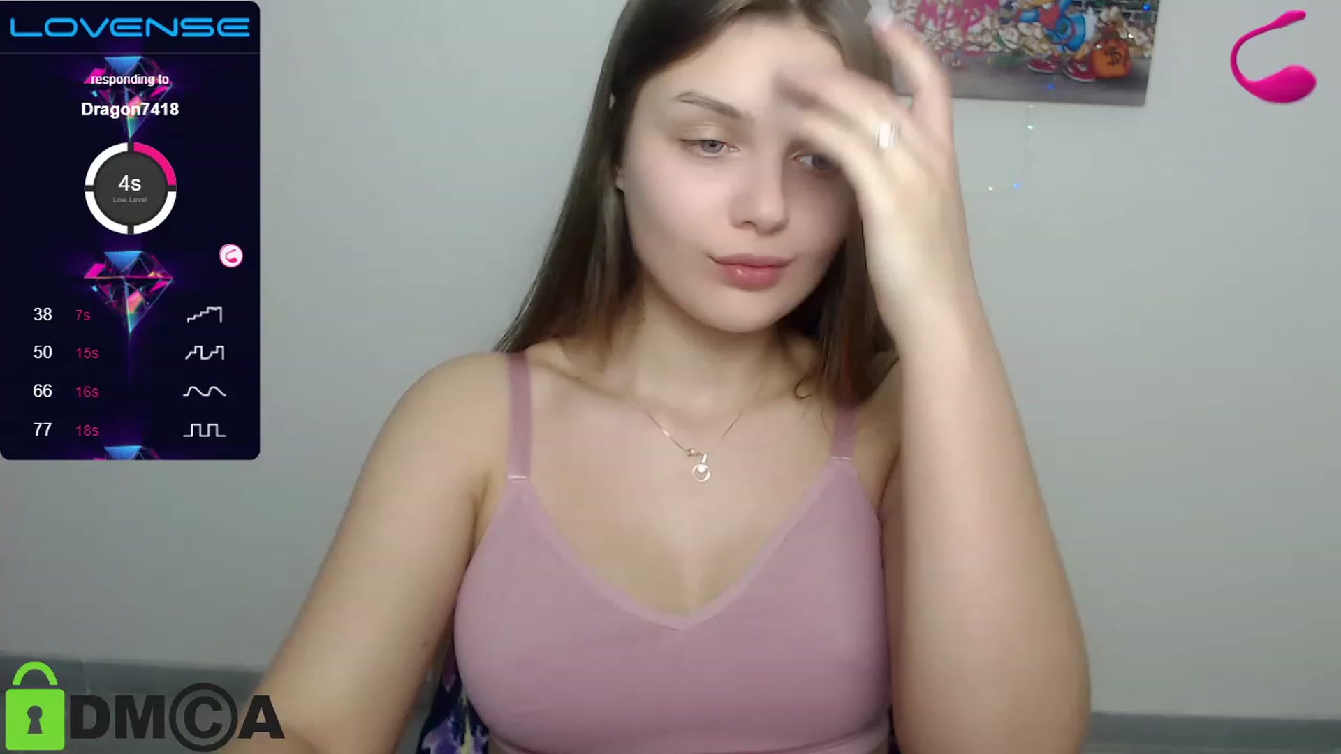 Gallery image thumbnail from Babe_golden's myfreecams stream on, 12/25/2022, 17:56 image 6 of 20