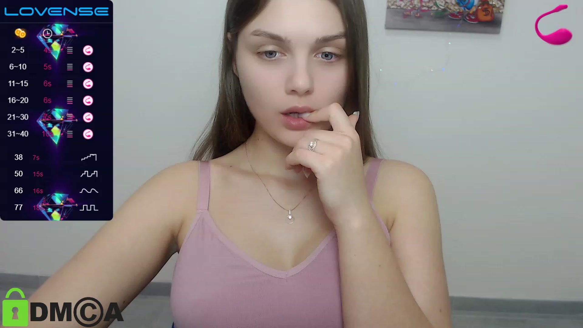 Gallery image thumbnail from Babe_golden's myfreecams stream on, 12/25/2022, 20:13 image 18 of 20