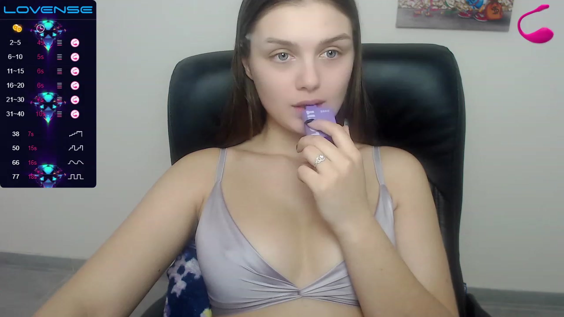 Gallery image thumbnail from Babe_golden's myfreecams stream on, 02/09/2023, 15:32 image 14 of 20
