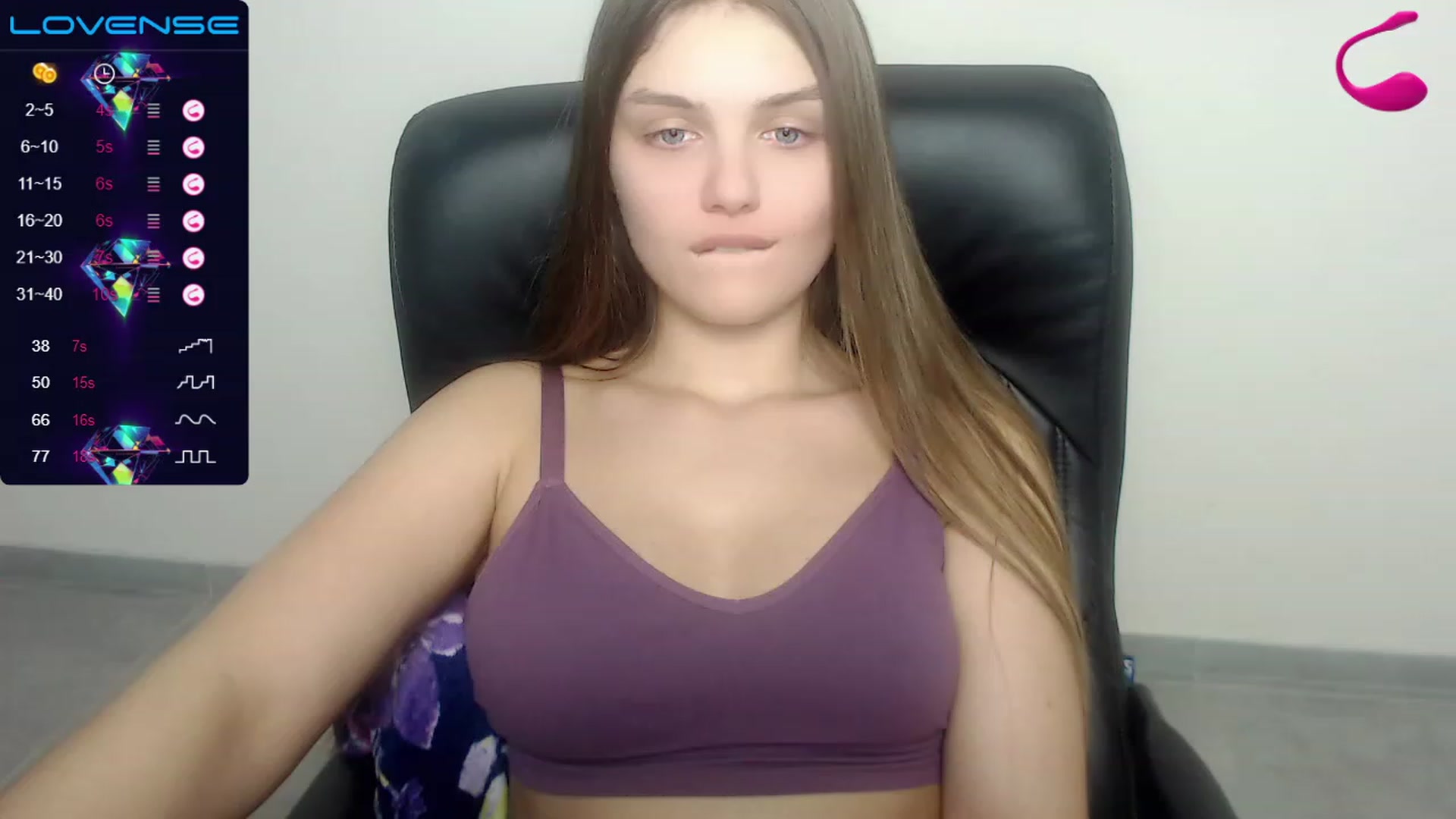 Gallery image thumbnail from Babe_golden's myfreecams stream on, 02/12/2023, 19:13 image 11 of 20