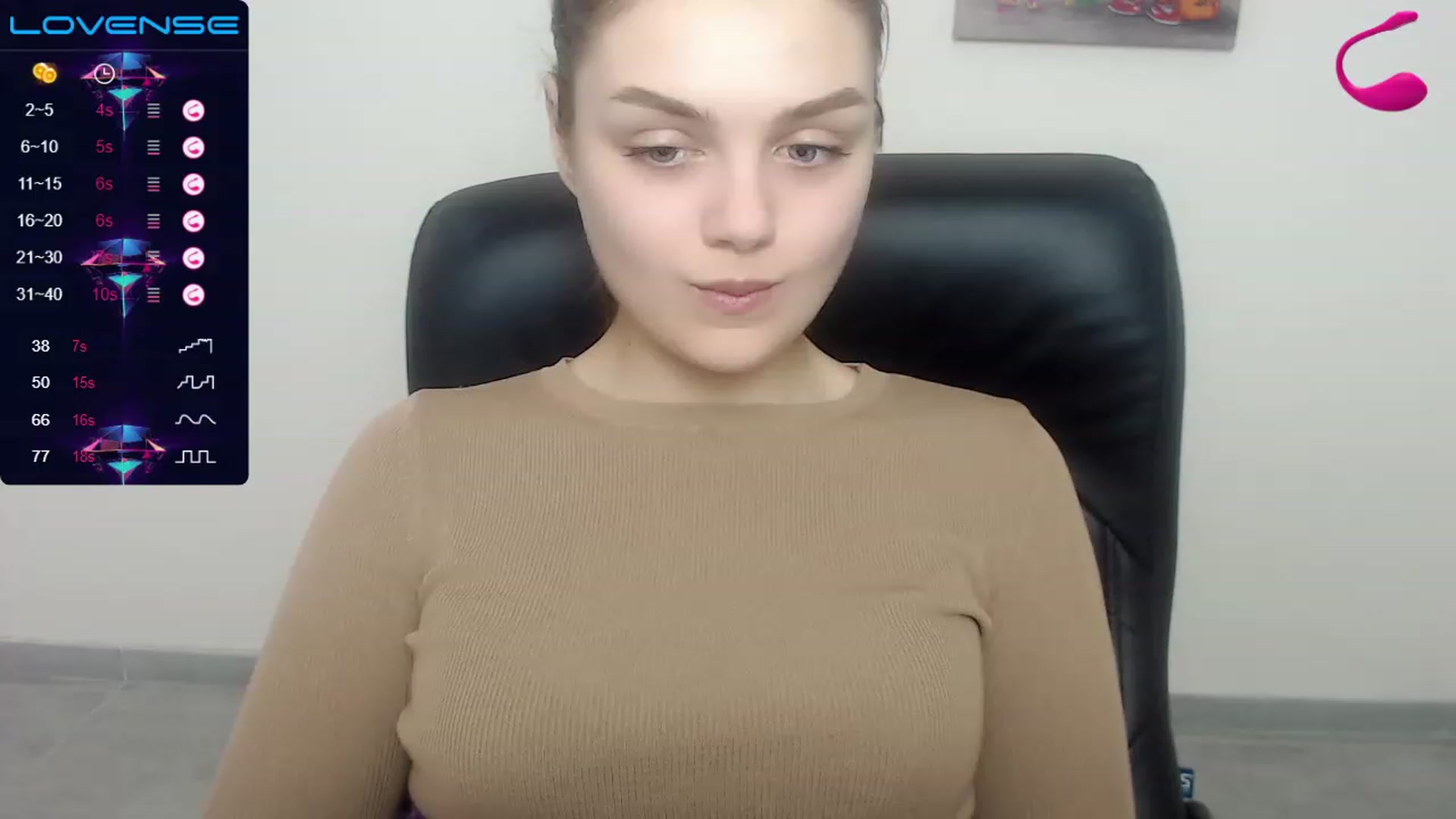 Gallery image thumbnail from Babe_golden's myfreecams stream on, 02/18/2023, 15:32 image 9 of 20