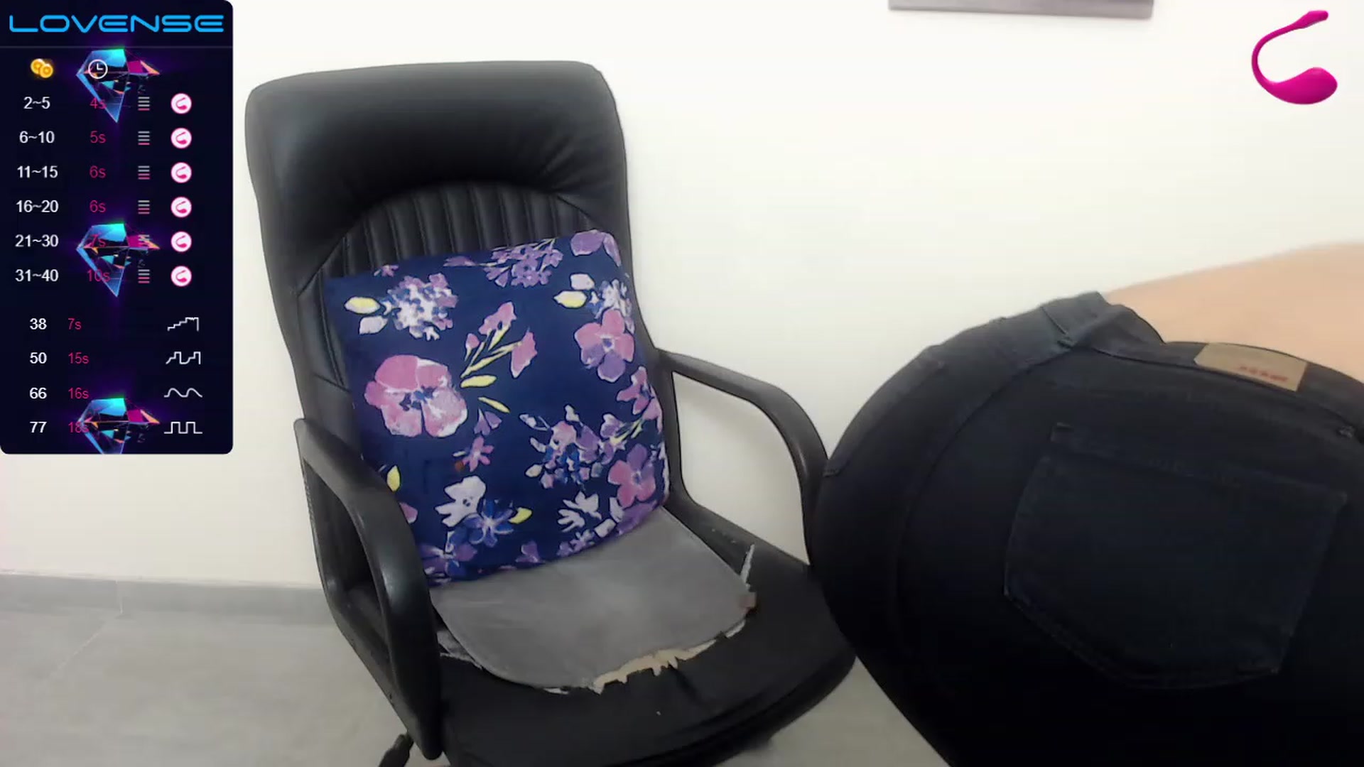 Gallery image thumbnail from Babe_golden's myfreecams stream on, 02/24/2023, 19:01 image 20 of 20