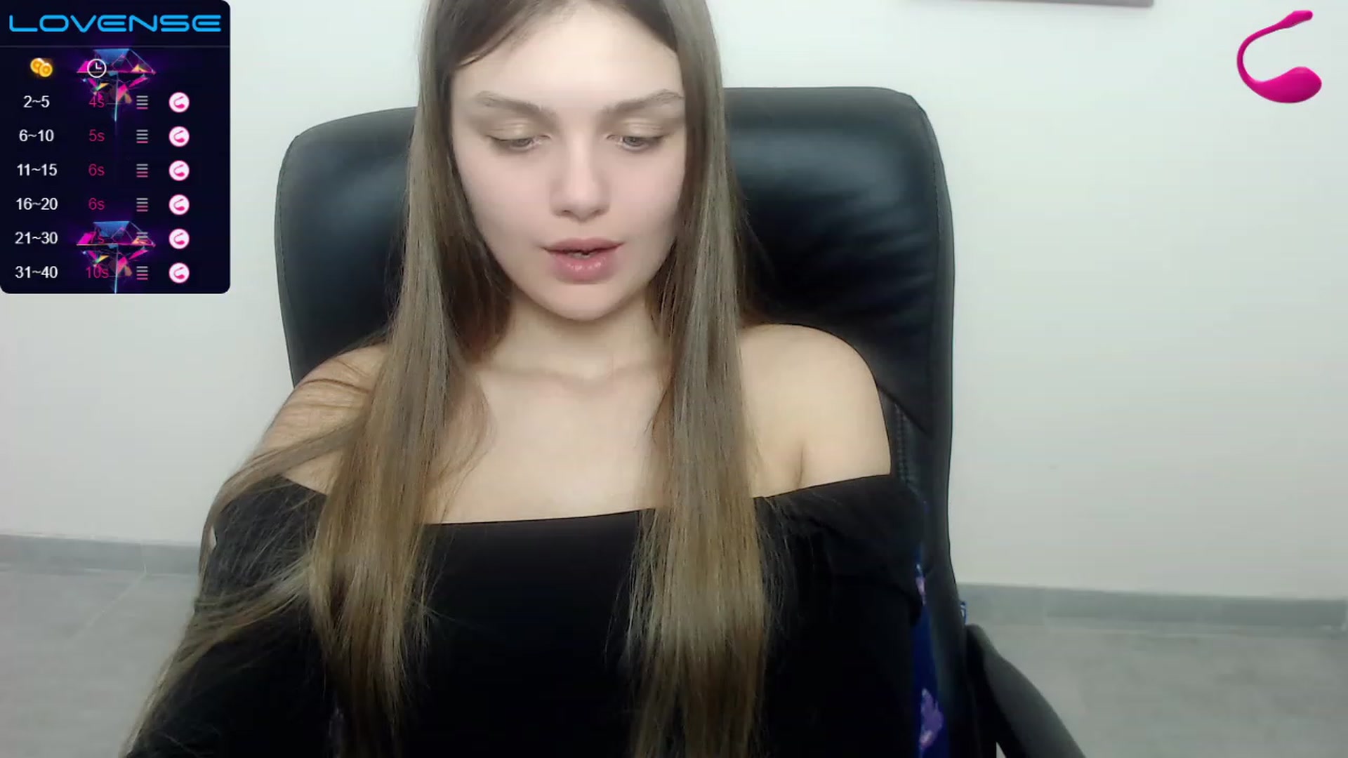 Gallery image thumbnail from Babe_golden's myfreecams stream on, 03/08/2023, 18:14 image 14 of 20