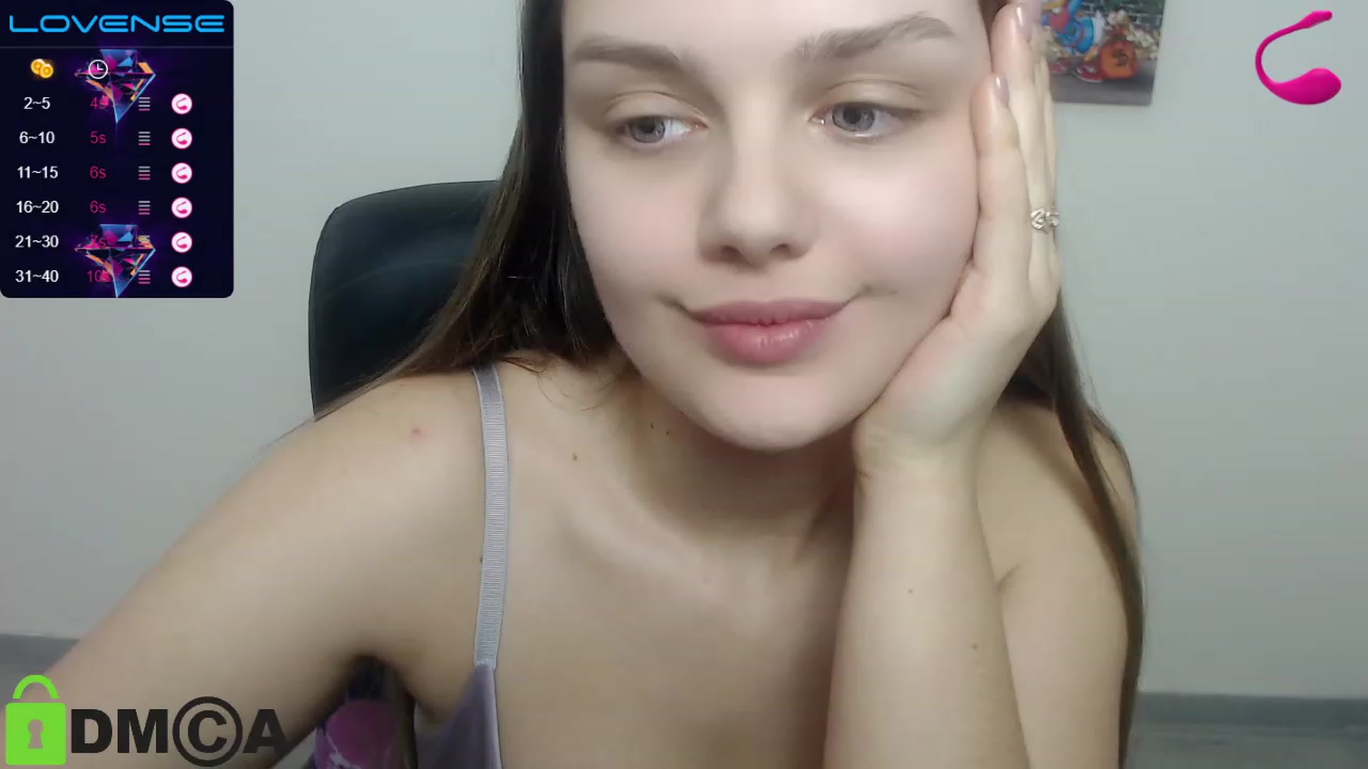 Gallery image thumbnail from Babe_golden's myfreecams stream on, 03/11/2023, 17:22 image 14 of 20
