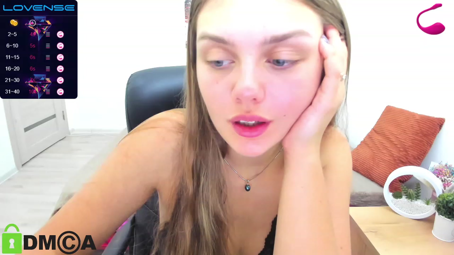 Gallery image thumbnail from Babe_golden's myfreecams stream on, 04/11/2023, 13:21 image 16 of 20