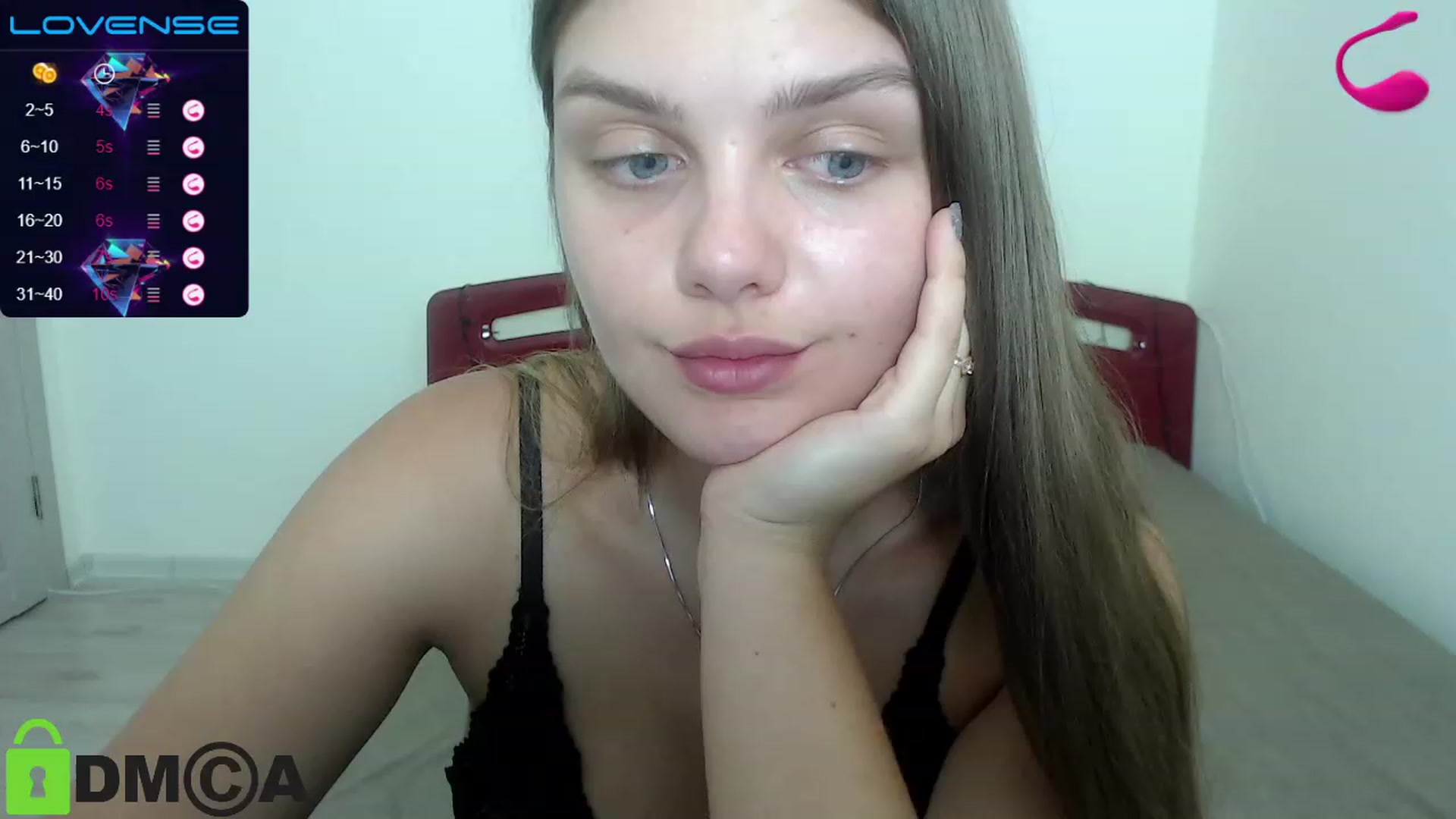 Gallery image thumbnail from Babe_golden's myfreecams stream on, 04/11/2023, 15:17 image 17 of 20