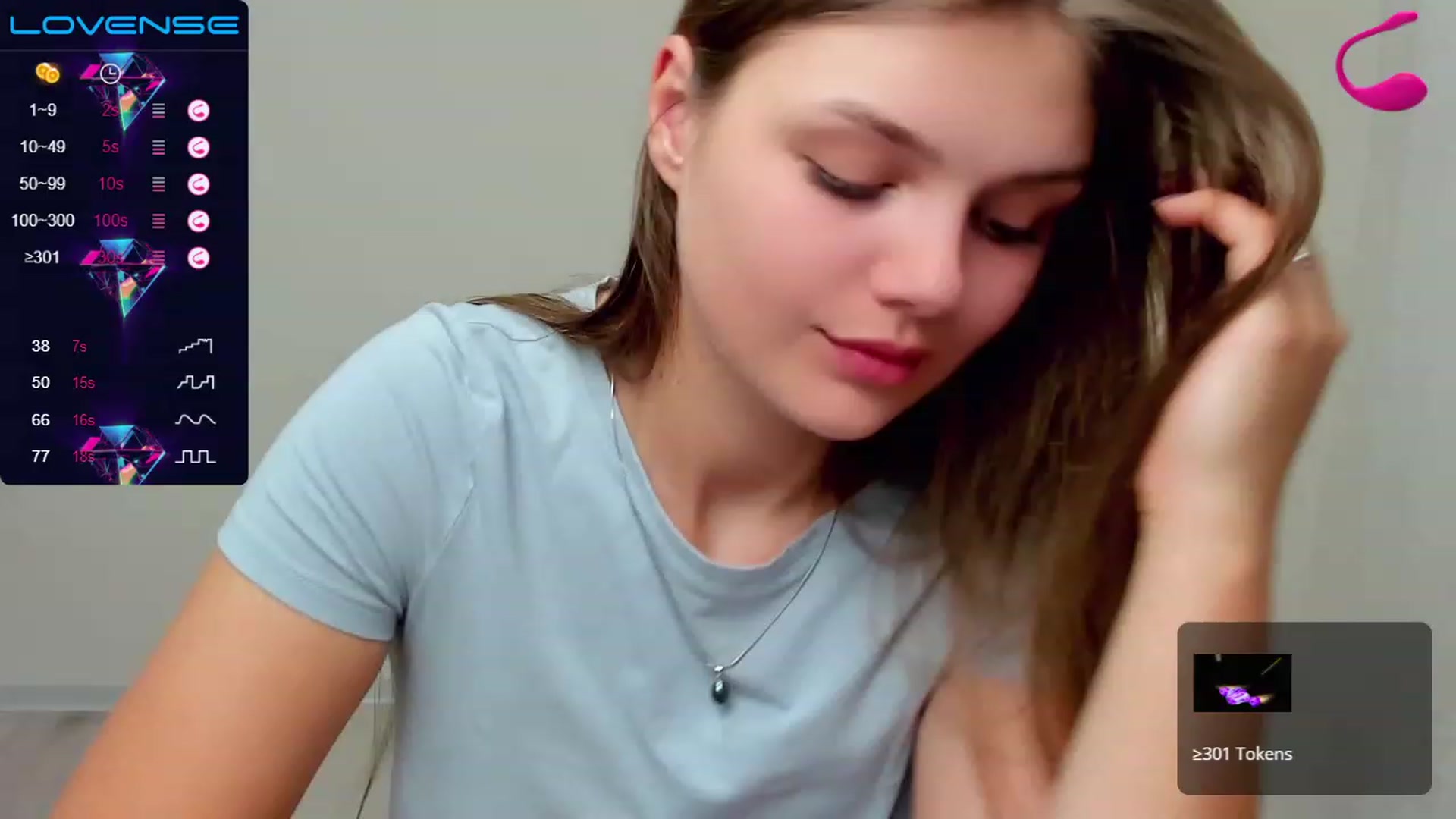 Gallery image thumbnail from Babe_golden's myfreecams stream on, 05/01/2023, 18:04 image 9 of 20