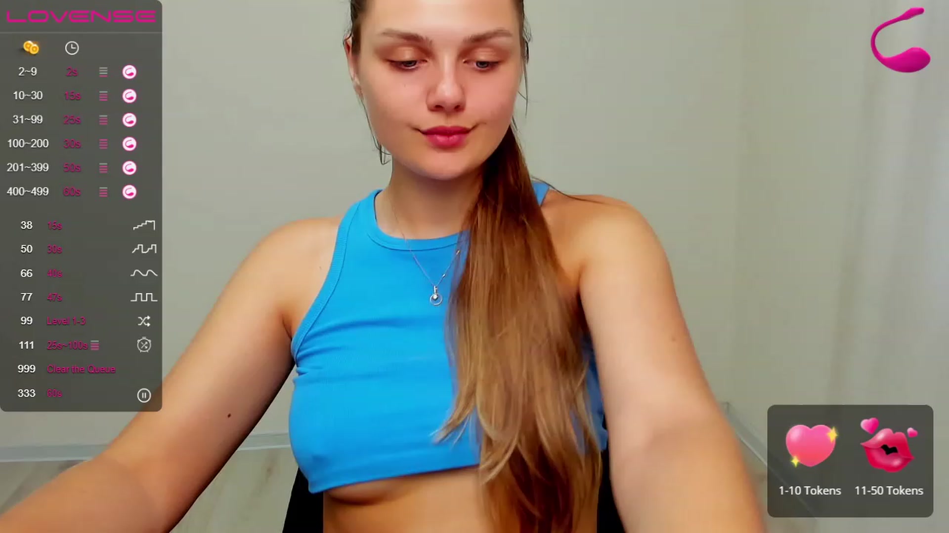 Gallery image thumbnail from Babe_golden's myfreecams stream on, 06/15/2023, 17:41 image 7 of 20