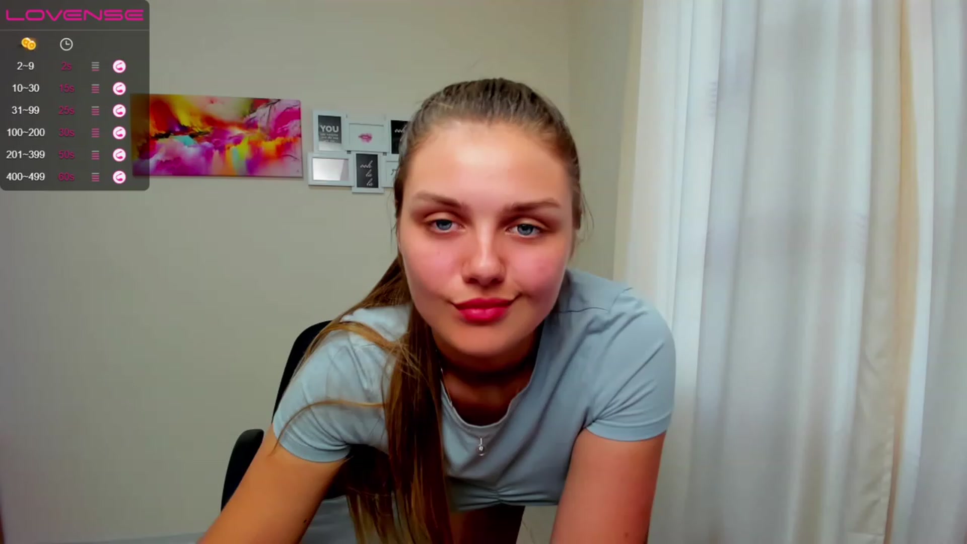 Gallery image thumbnail from Babe_golden's myfreecams stream on, 06/28/2023, 17:35 image 18 of 20