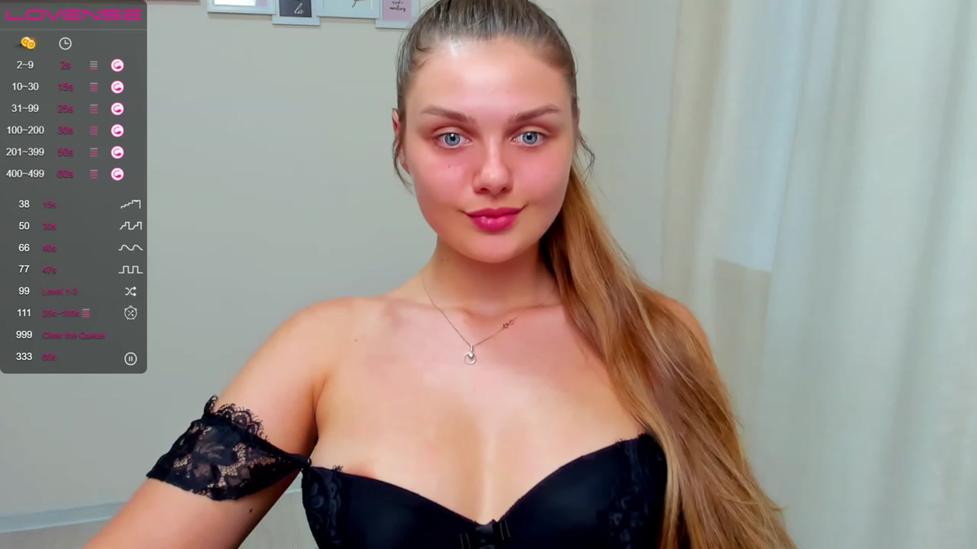 Gallery image thumbnail from Babe_golden's myfreecams stream on, 06/30/2023, 18:02 image 20 of 20