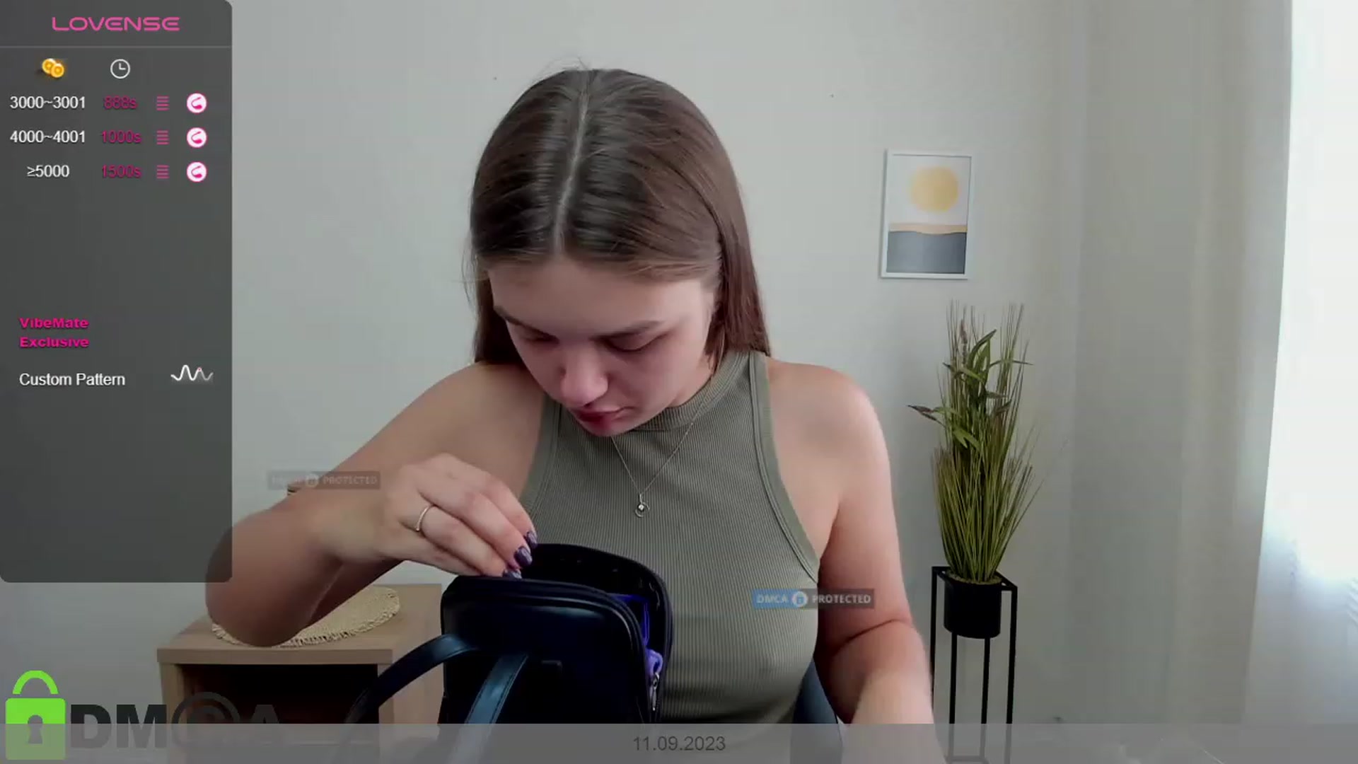 Gallery image thumbnail from Babe_golden's myfreecams stream on, 09/11/2023, 13:27 image 2 of 20