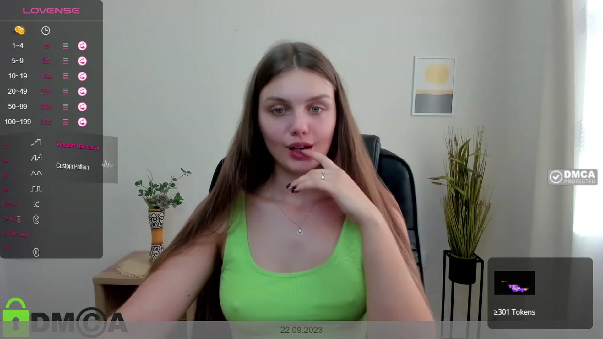 Gallery image thumbnail from Babe_golden's myfreecams stream on, 09/22/2023, 14:37 image 16 of 20