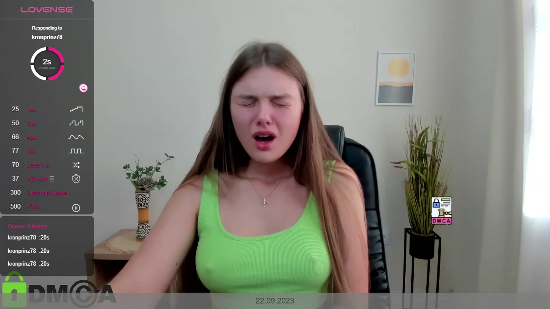 Gallery image thumbnail from Babe_golden's myfreecams stream on, 09/22/2023, 14:37 image 3 of 20