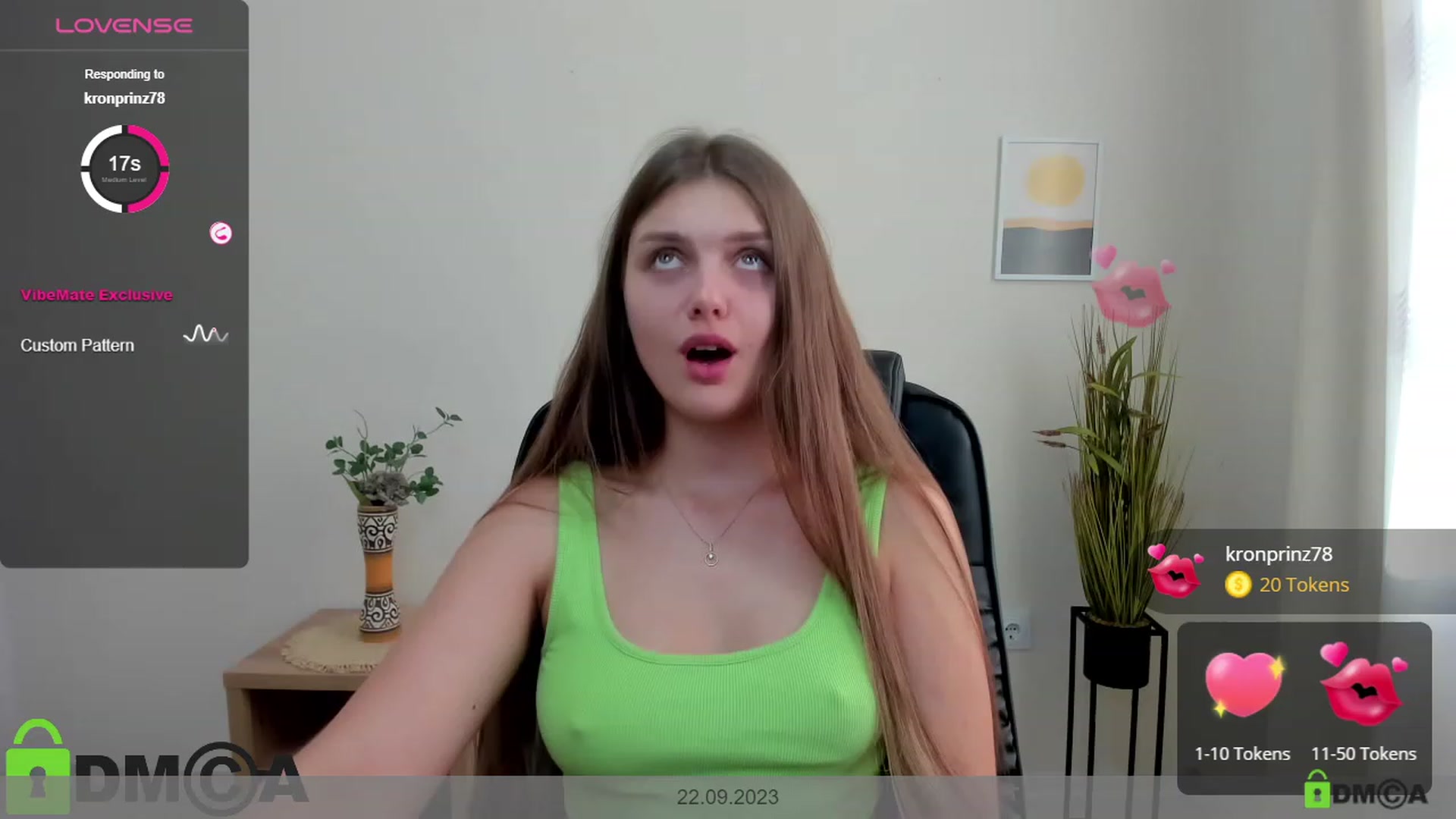 Gallery image thumbnail from Babe_golden's myfreecams stream on, 09/22/2023, 14:37 image 1 of 20