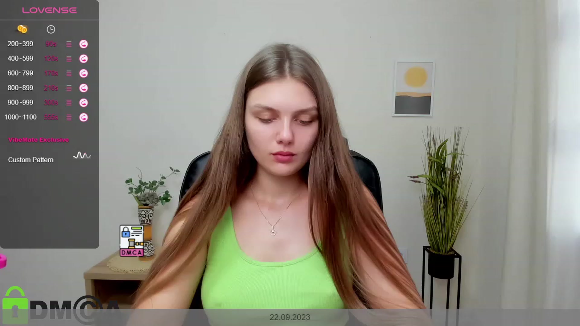 Gallery image thumbnail from Babe_golden's myfreecams stream on, 09/22/2023, 15:43 image 3 of 20