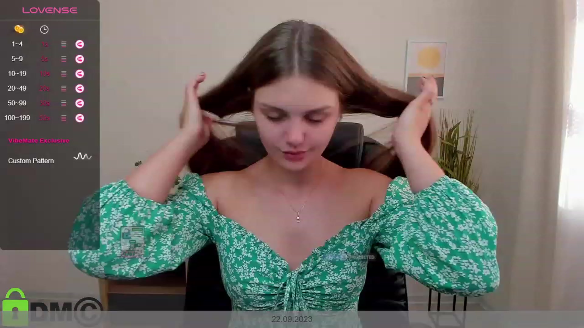 Gallery image thumbnail from Babe_golden's myfreecams stream on, 09/23/2023, 15:13 image 5 of 20