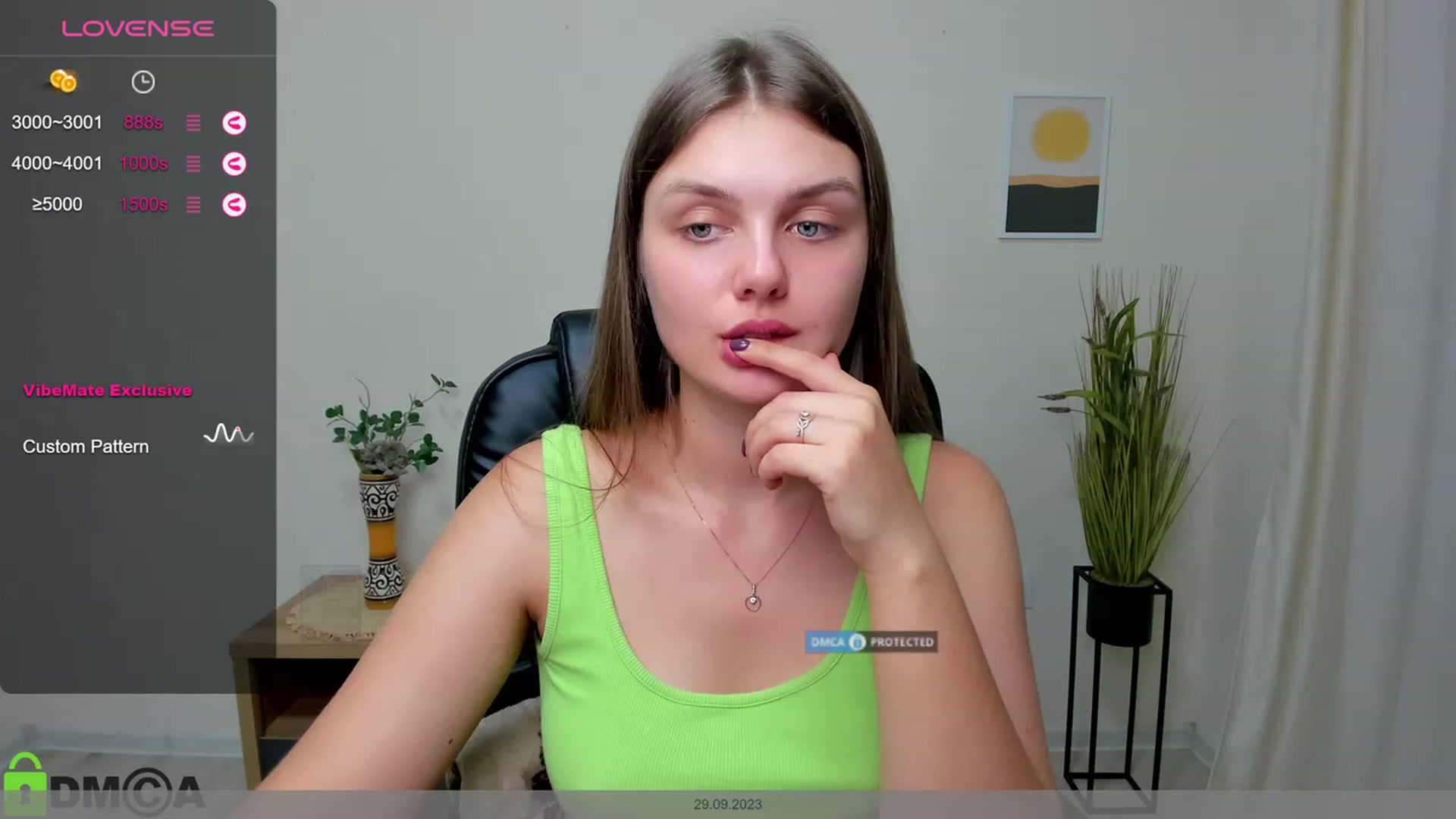 Gallery image thumbnail from Babe_golden's myfreecams stream on, 09/29/2023, 18:24 image 13 of 20
