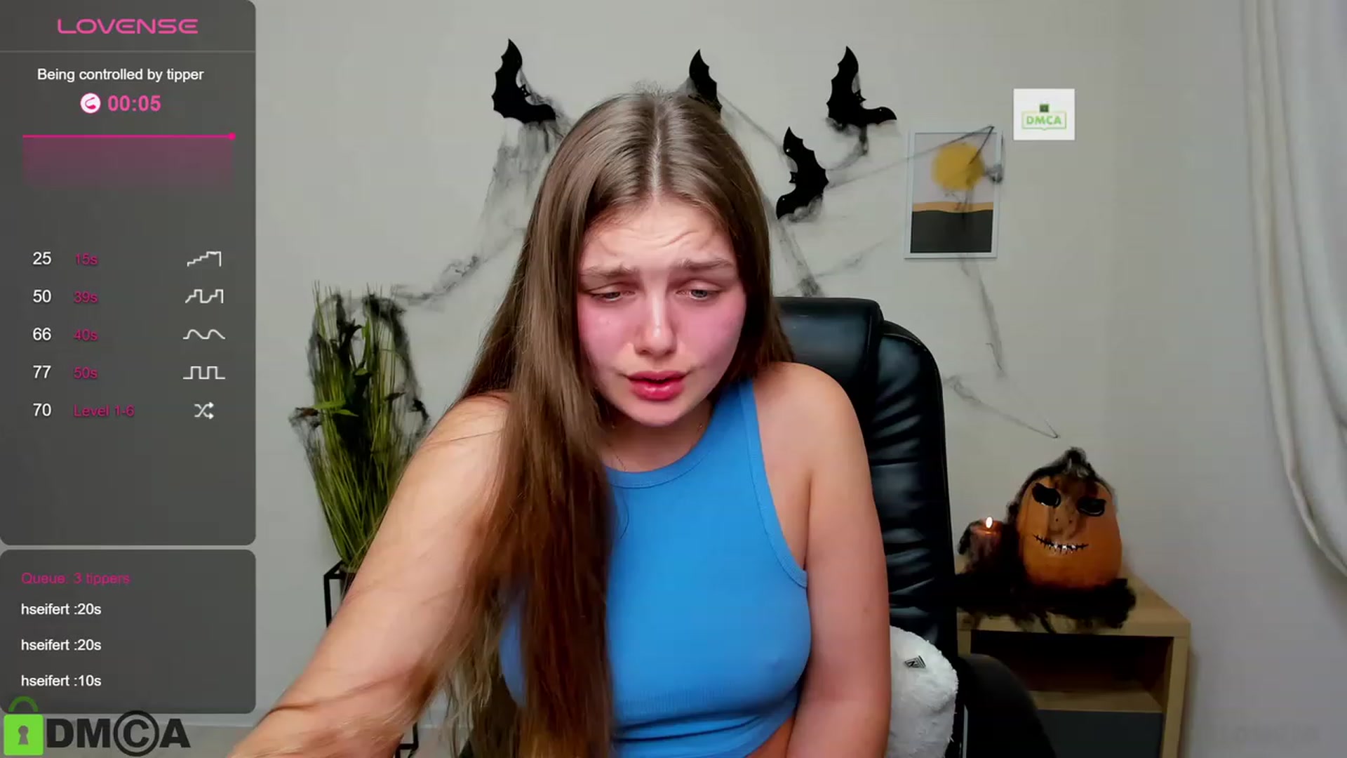 Gallery image thumbnail from Babe_golden's myfreecams stream on, 10/23/2023, 17:38 image 3 of 20