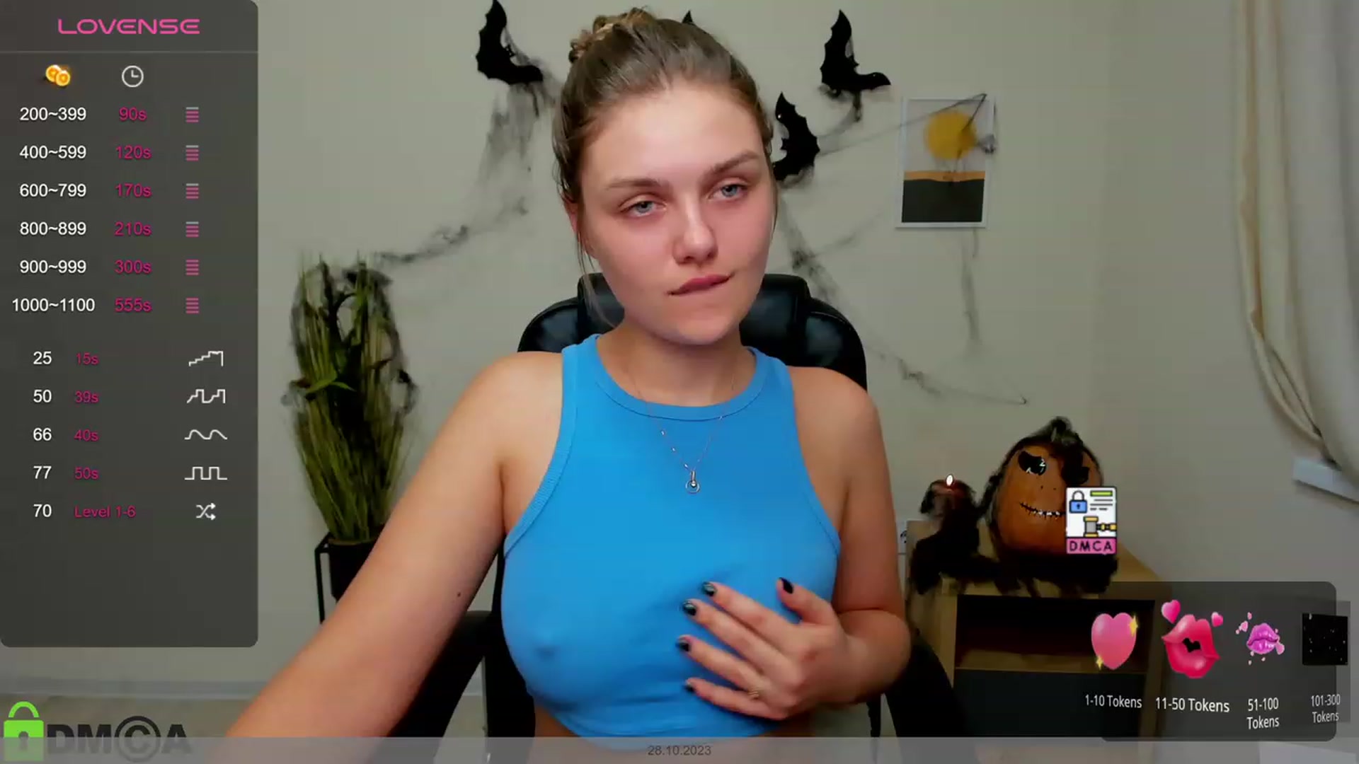 Gallery image thumbnail from Babe_golden's myfreecams stream on, 10/29/2023, 17:01 image 15 of 20