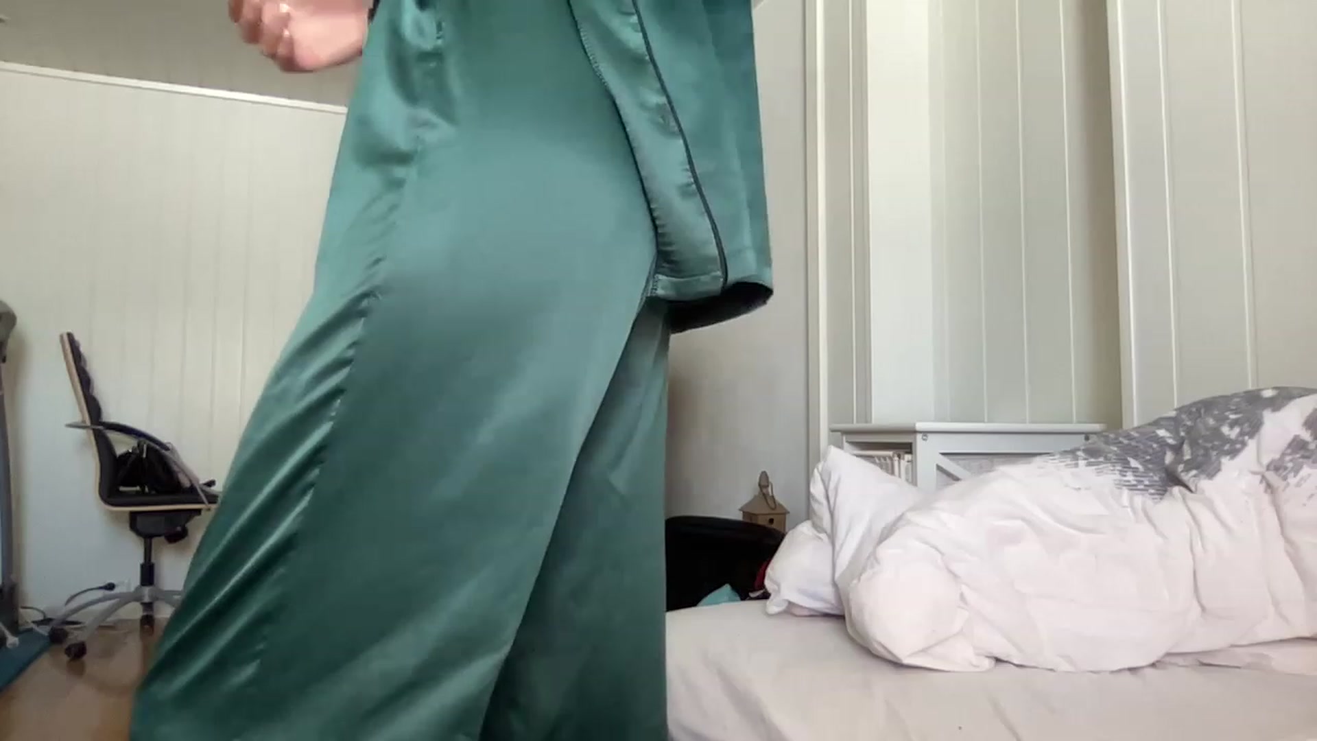 Gallery image thumbnail from Babebusiness's myfreecams stream on, 03/28/2023, 12:20 image 8 of 20
