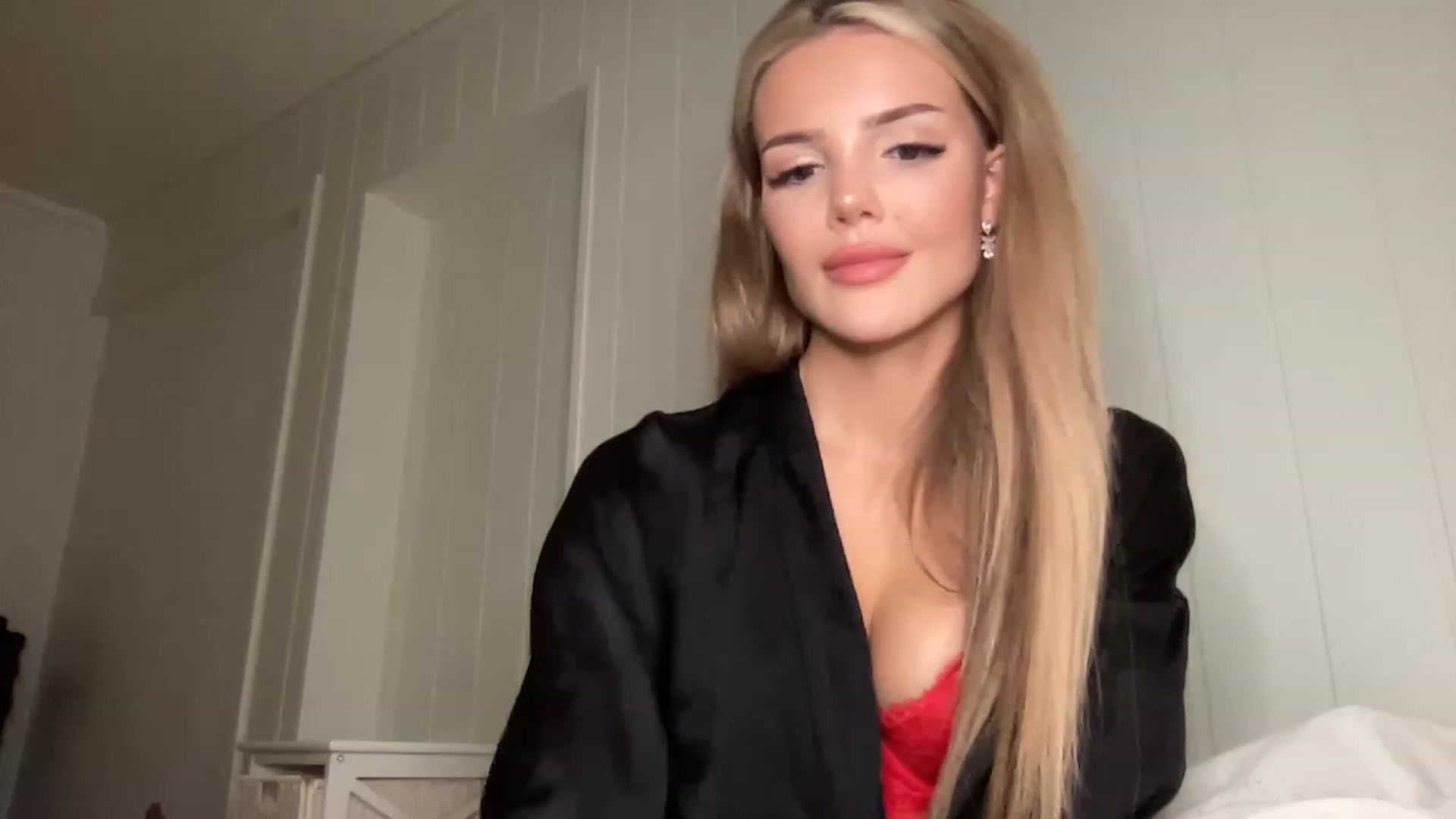 Gallery image thumbnail from Babebusiness's myfreecams stream on, 03/29/2023, 22:44 image 2 of 20