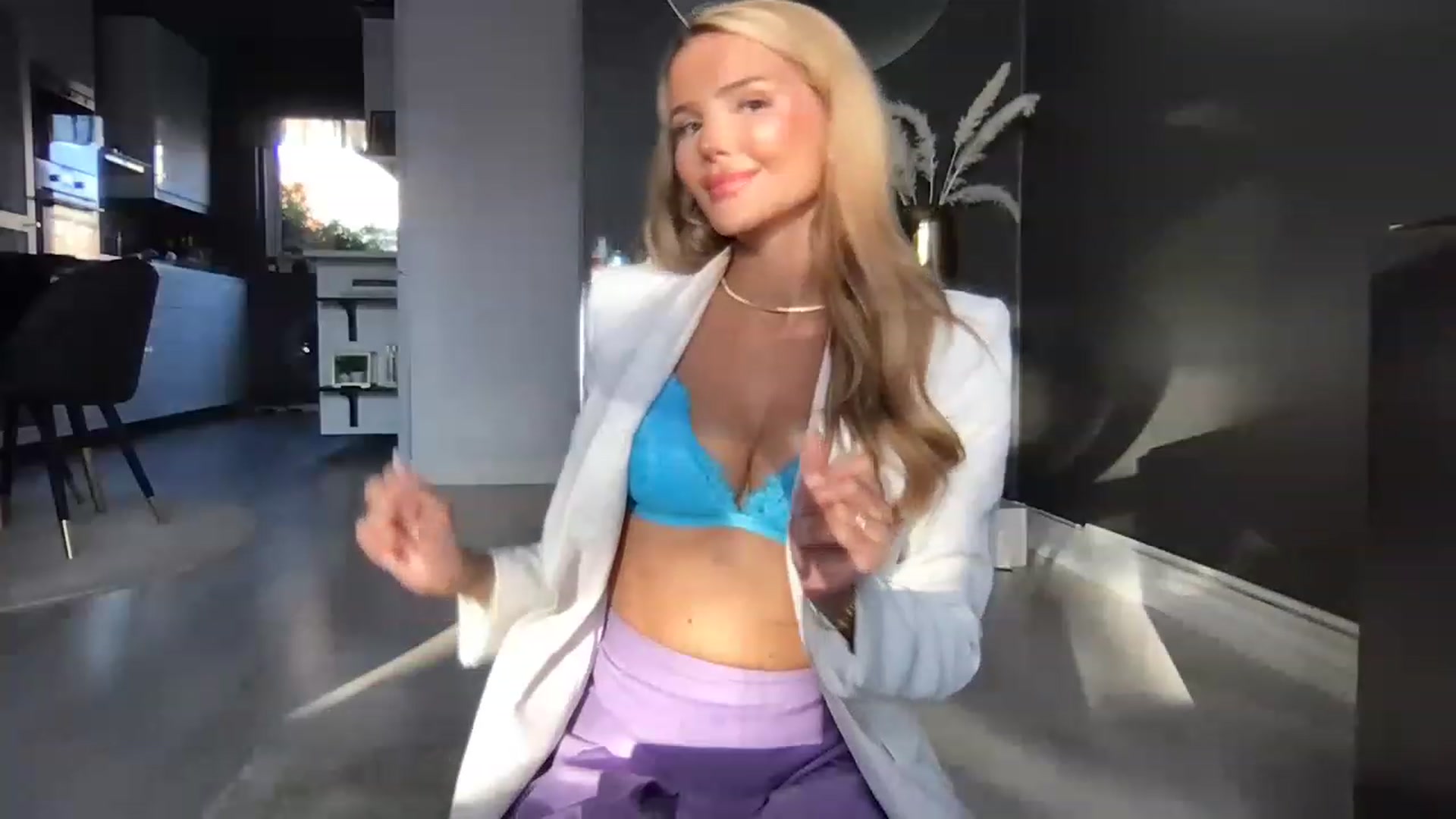Gallery image thumbnail from Babebusiness's myfreecams stream on, 05/19/2023, 17:50 image 20 of 20