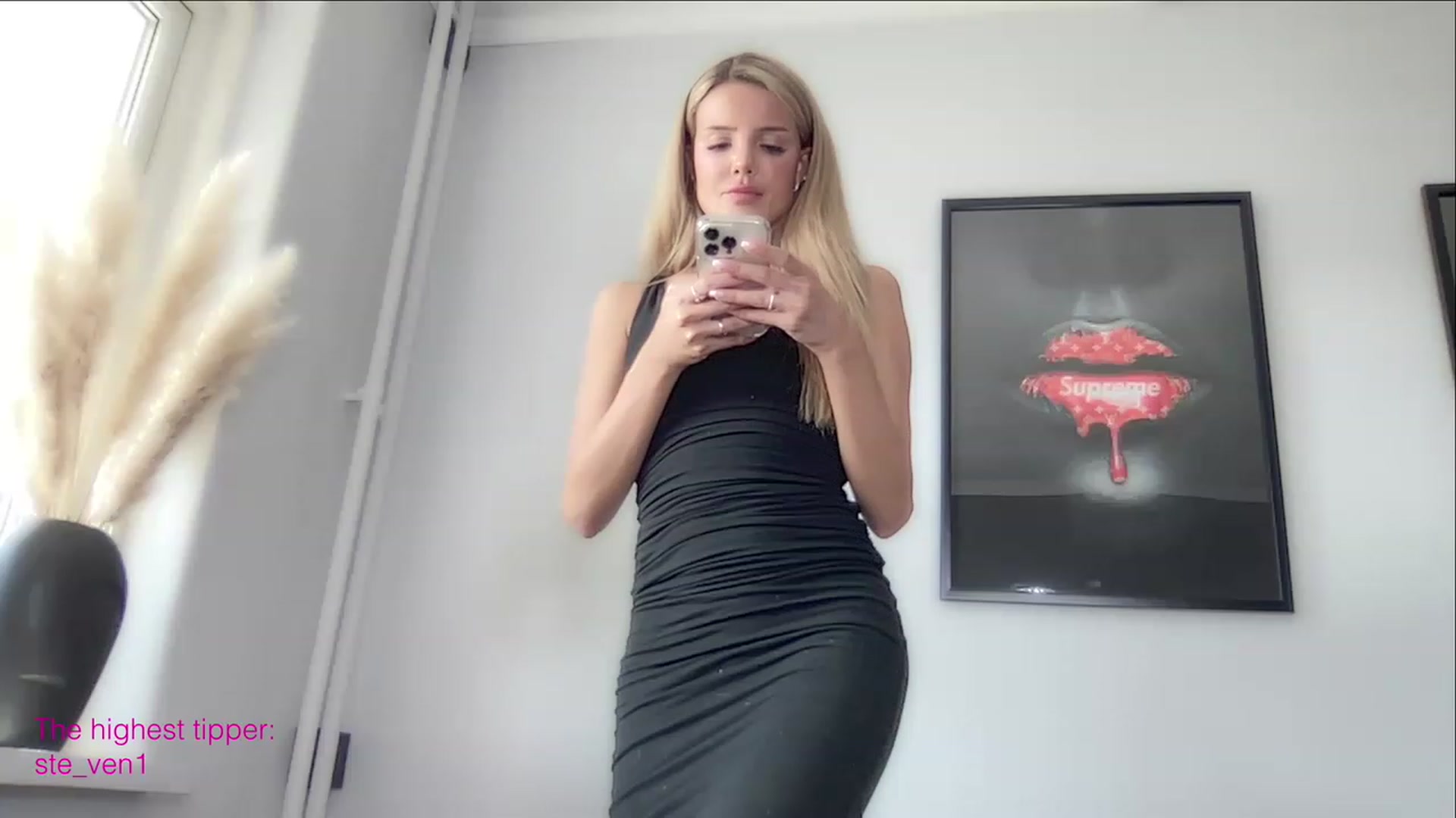 Gallery image thumbnail from Babebusiness's myfreecams stream on, 06/01/2023, 15:42 image 5 of 20