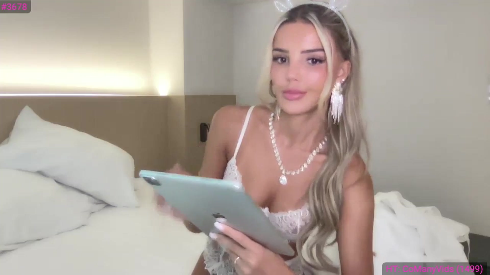 Gallery image thumbnail from Babebusiness's myfreecams stream on, 12/15/2023, 06:59 image 7 of 20