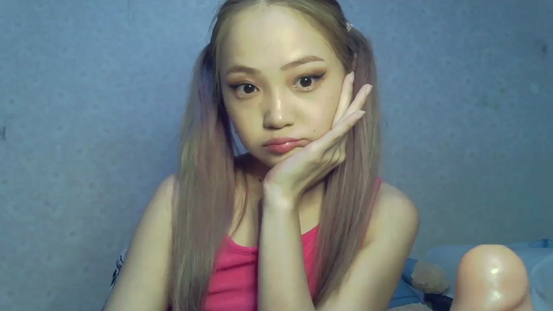 Gallery image thumbnail from Babee_Asian's myfreecams stream on, 03/22/2024, 15:18 image 12 of 20