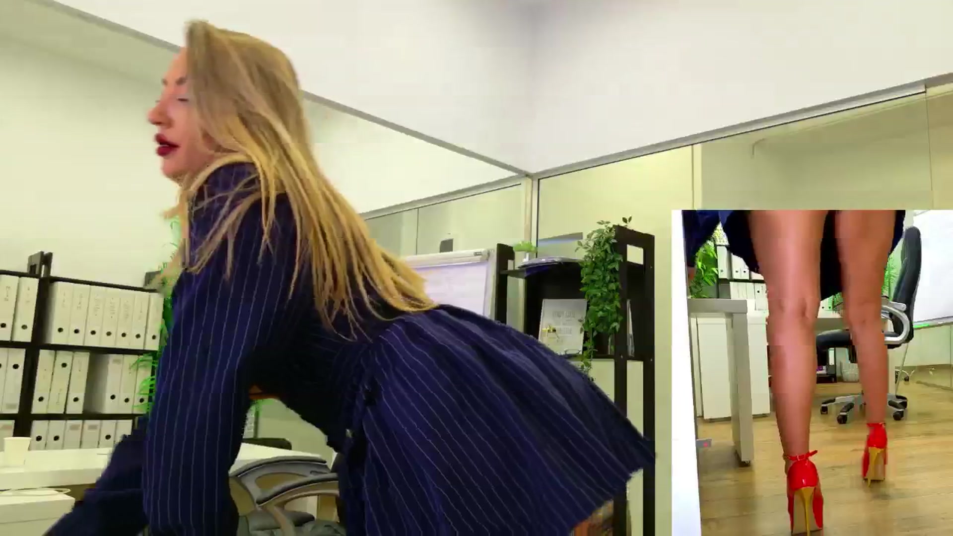 Gallery image thumbnail from BabesGoWild's myfreecams stream on, 09/24/2025, 10:14 image 10 of 20