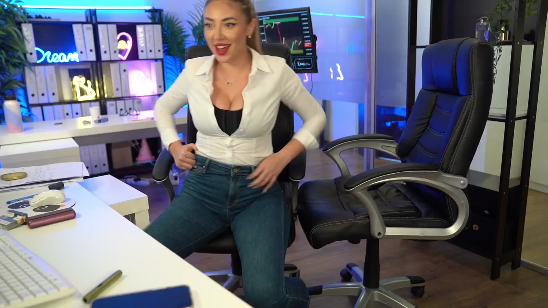 Gallery image thumbnail from BabesGoWild's myfreecams stream on, 01/23/2026, 08:15 image 19 of 20