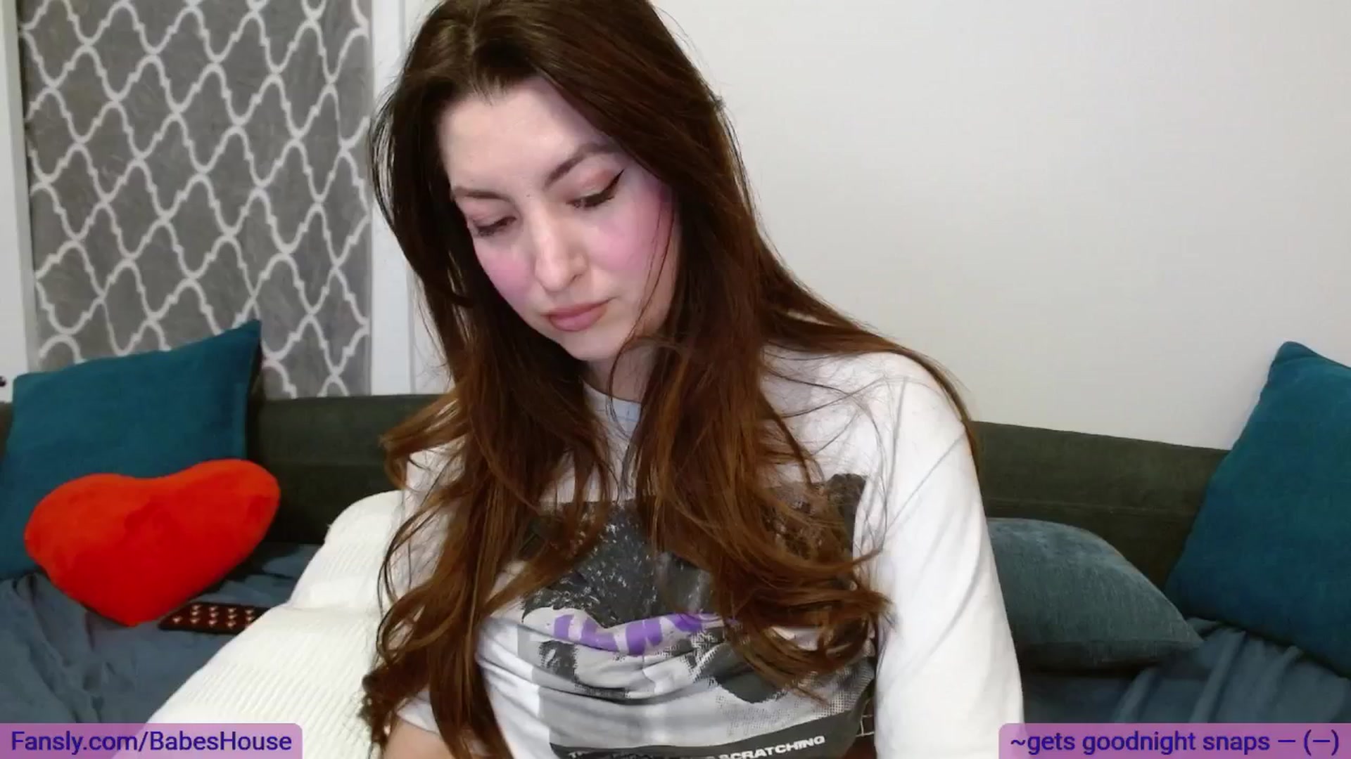 Gallery image thumbnail from BabesHouse's myfreecams stream on, 01/18/2025, 04:21 image 15 of 20