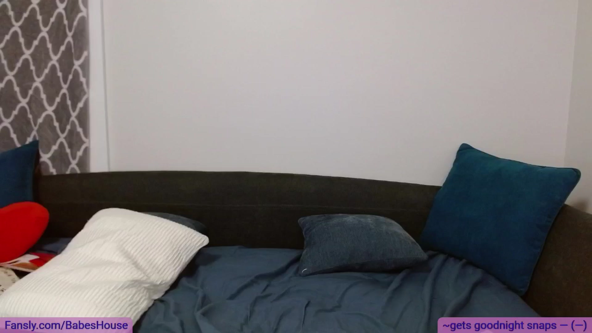 Gallery image thumbnail from BabesHouse's myfreecams stream on, 01/19/2025, 04:08 image 10 of 20
