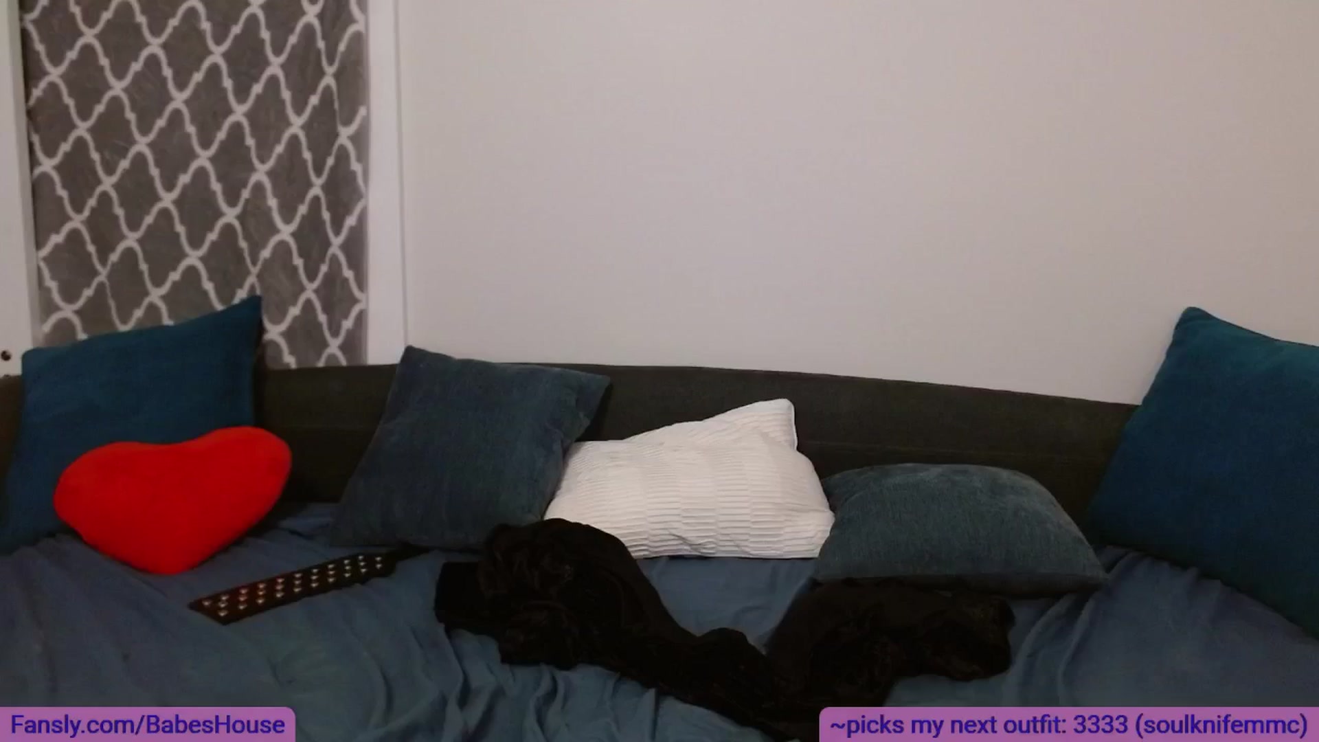 Gallery image thumbnail from BabesHouse's myfreecams stream on, 01/25/2025, 05:57 image 8 of 20